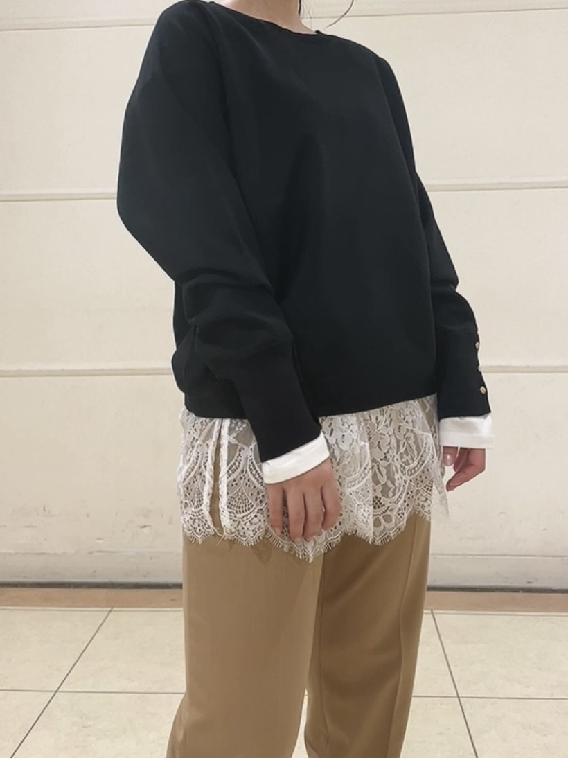 watanabeさんの「UNTITLED｜【選べる6色／ストレッチ◎】きれいめドルマンスリーブニット」を使ったコーディネート