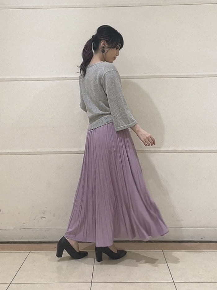 watanabeさんの「UNTITLED｜【アンサンブル可/手洗い可】杢調プルオーバーニット」を使ったコーディネート