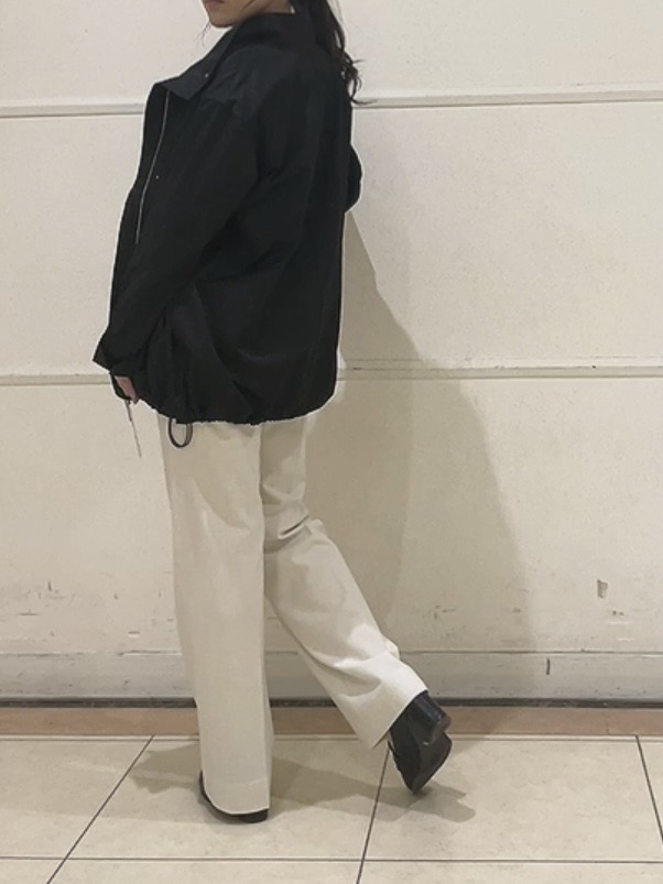 watanabeさんの「UNTITLED｜【撥水／UVケア】スタンドカラーブルゾン」を使ったコーディネート