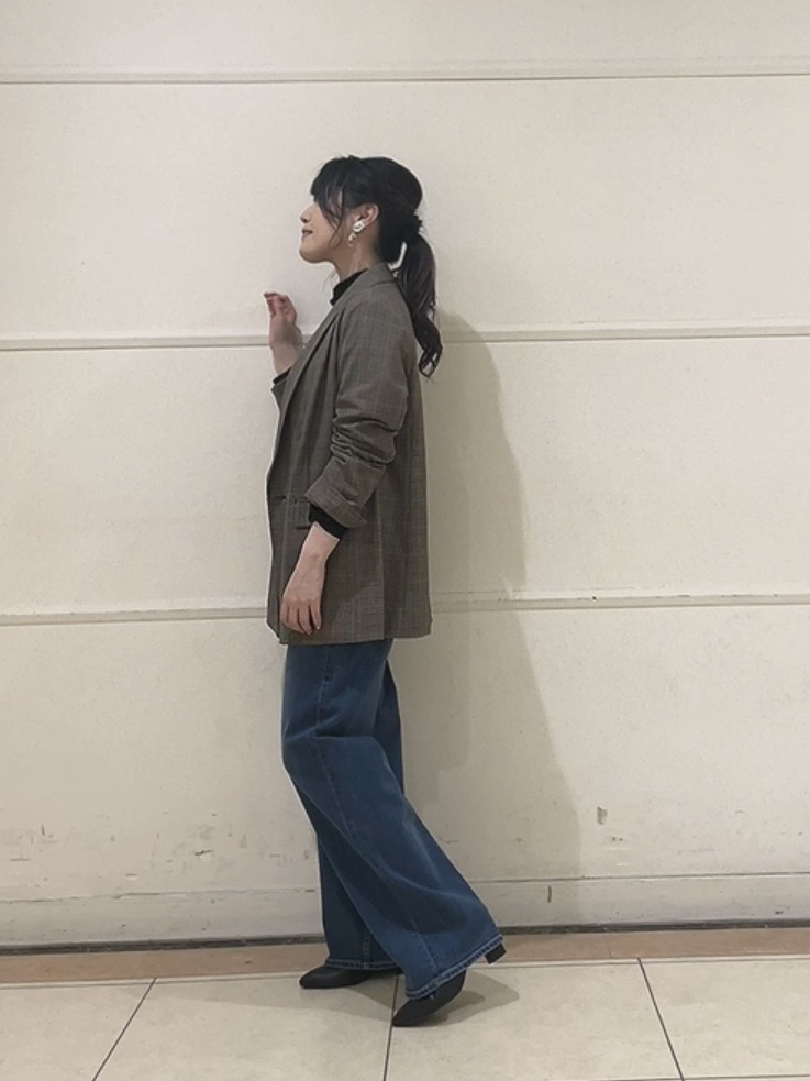 watanabeさんの「UNTITLED｜【洗濯機OK／ストレッチ◎】秋はじめのダブルジャケット」を使ったコーディネート