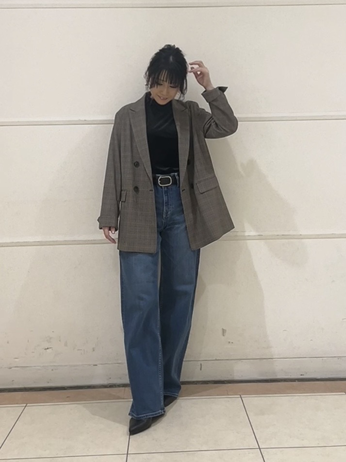 watanabeさんの「UNTITLED｜【洗濯機OK／ストレッチ◎】秋はじめのダブルジャケット」を使ったコーディネート
