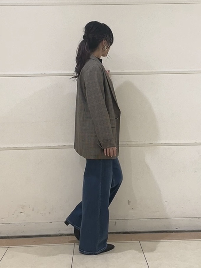 watanabeさんの「UNTITLED｜【洗濯機OK／ストレッチ◎】秋はじめのダブルジャケット」を使ったコーディネート