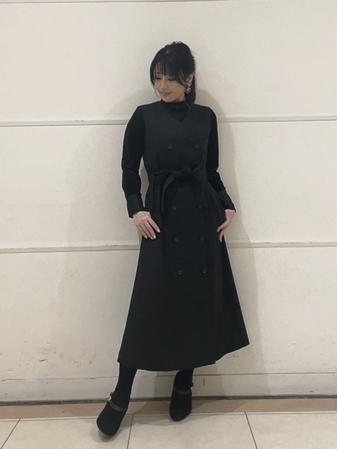 watanabeさんの「UNTITLED｜【レイヤード／袖口シアー／日本製】ベロアジャージトップス」を使ったコーディネート