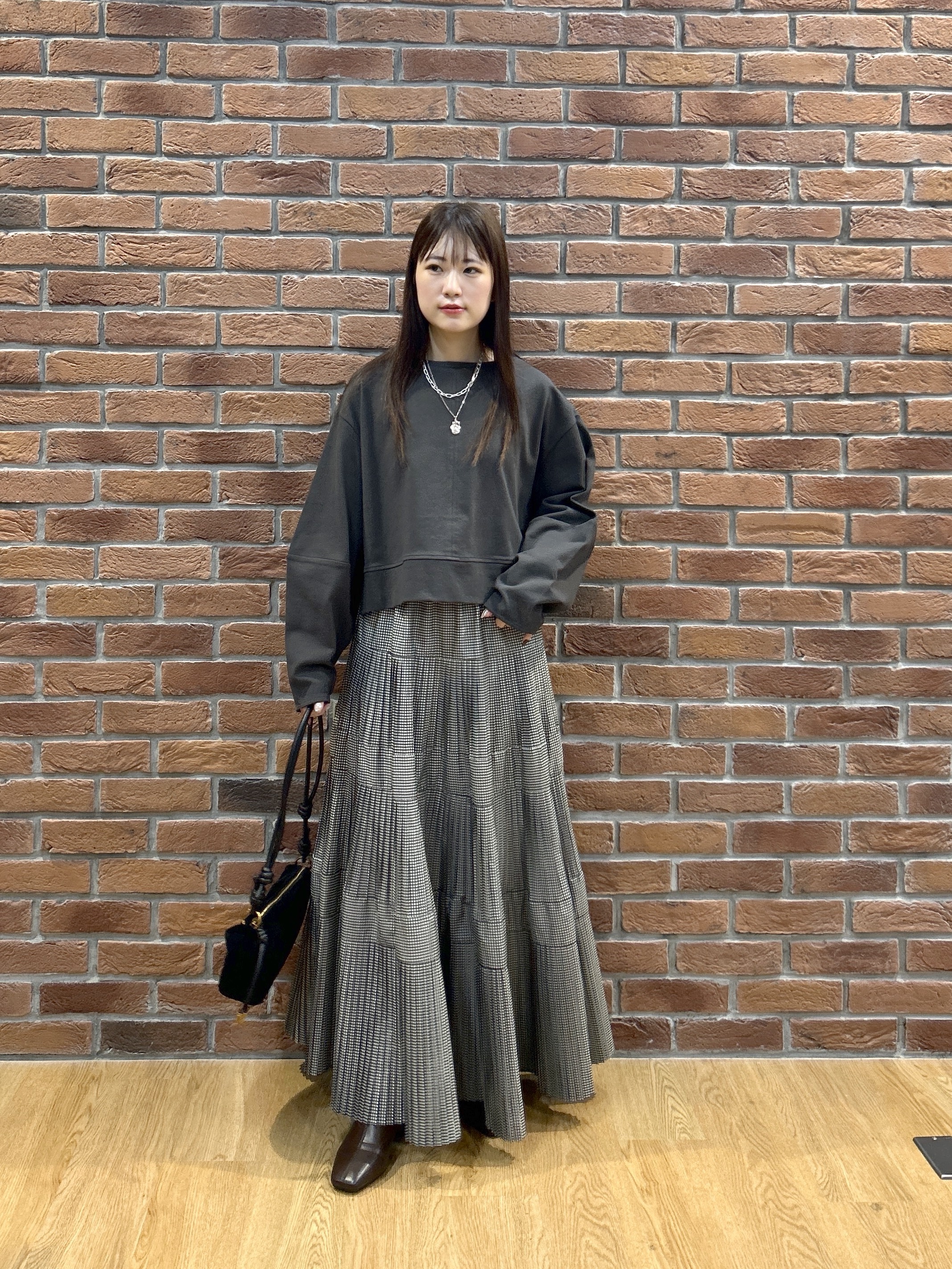 Renoさんの「INDIVI｜ロングスリーブフォルムカットソー【洗える】」を使ったコーディネート