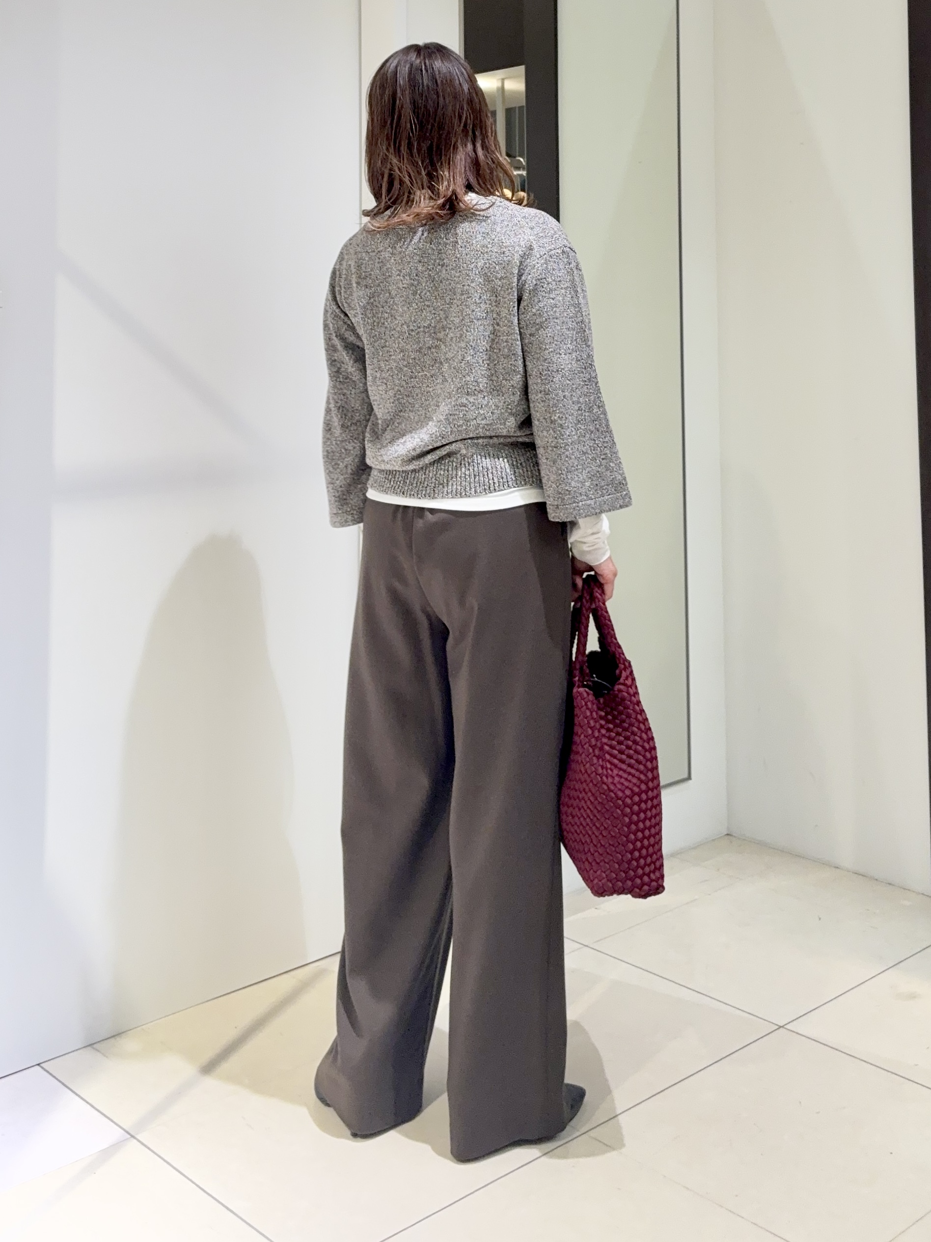 tomoさんの「UNTITLED｜【アンサンブル可/手洗い可】杢調プルオーバーニット」を使ったコーディネート
