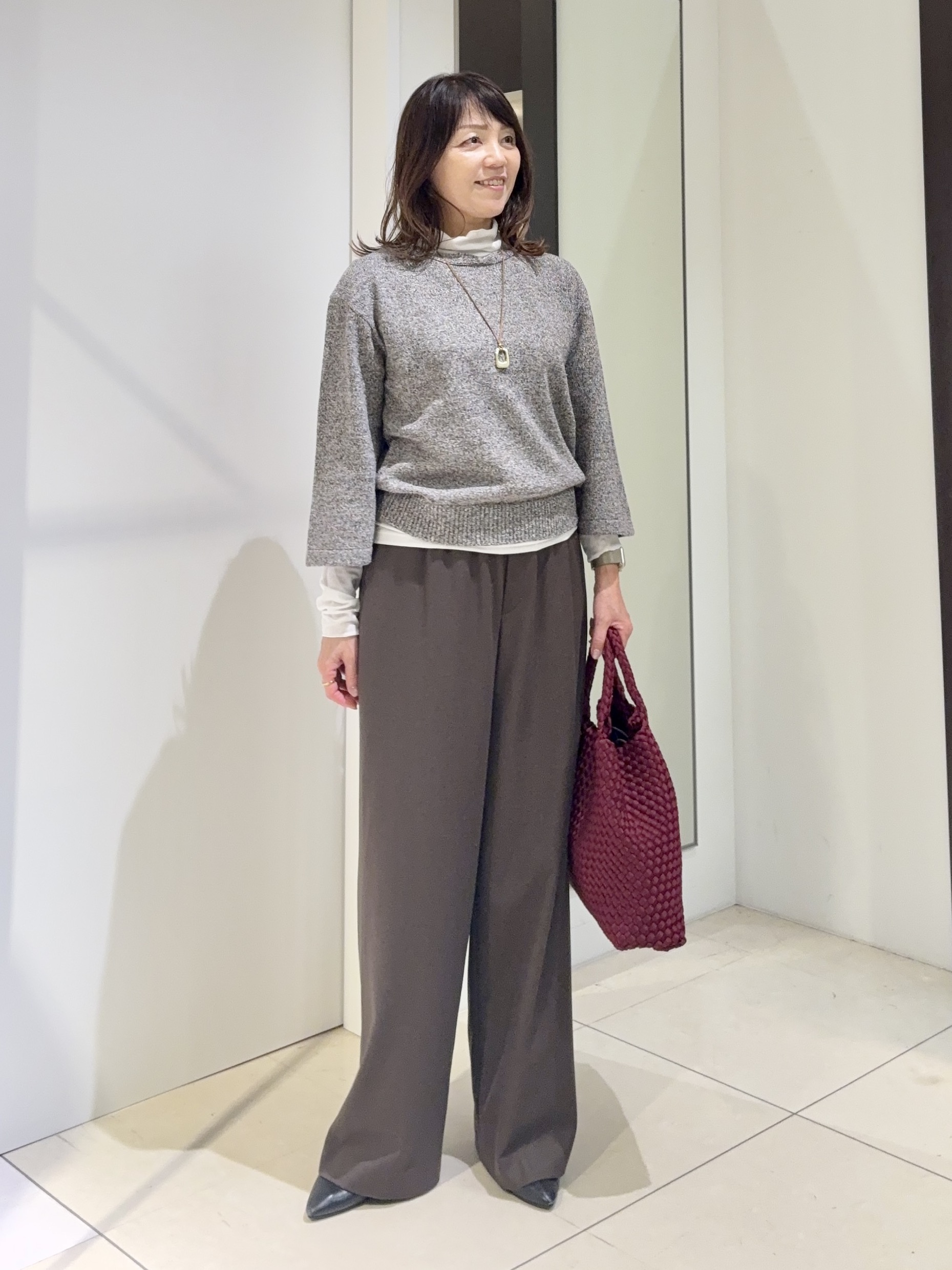 tomoさんの「UNTITLED｜【アンサンブル可/手洗い可】杢調プルオーバーニット」を使ったコーディネート