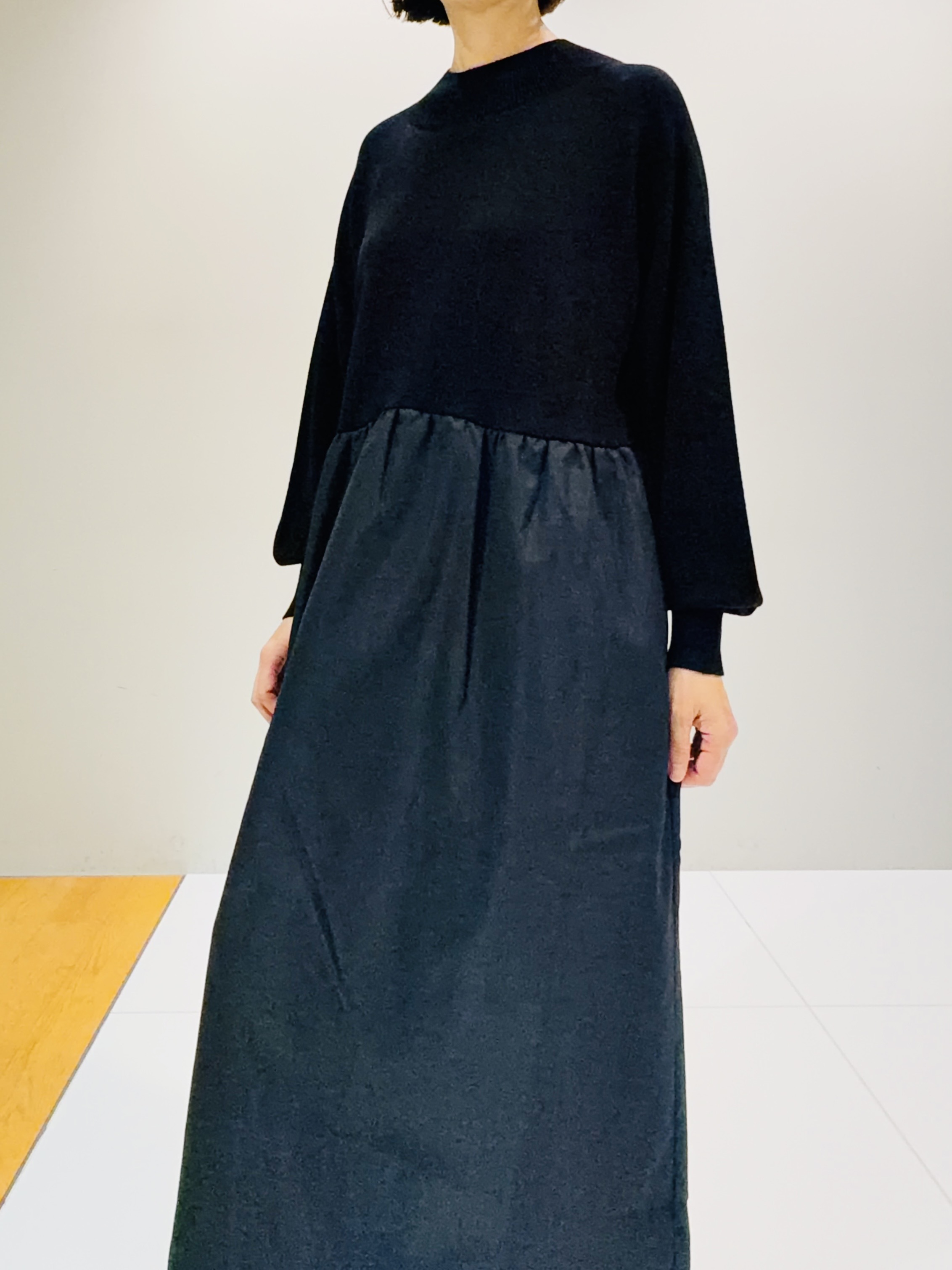 murayamaさんの「INDIVI｜【ラム革／美脚／通勤】レザーパンプス」を使ったコーディネート