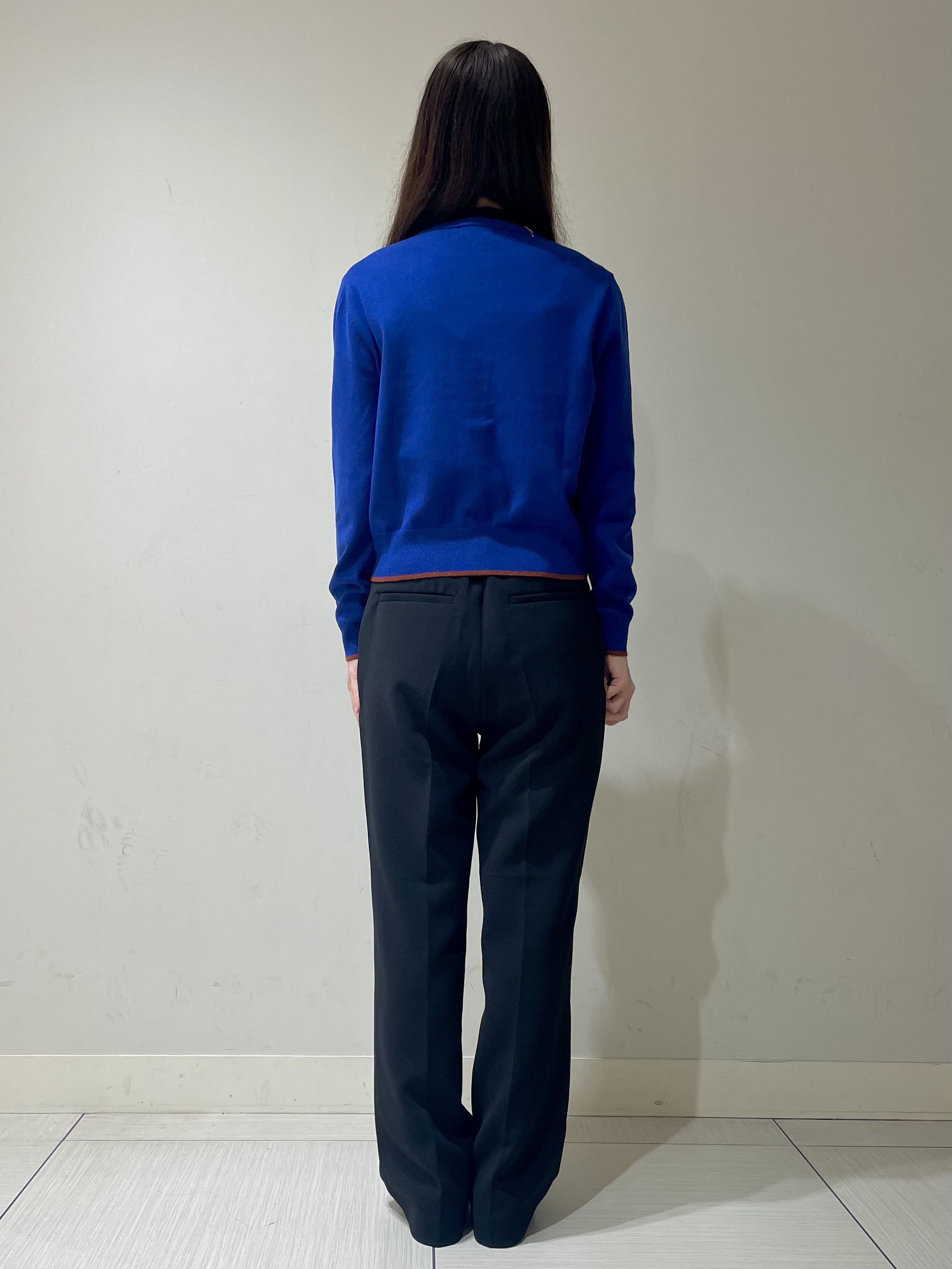 ことさんの「DRESSTERIOR｜ゼニアバル―ファキャッシュウールクルーネックカーディガン」を使ったコーディネート