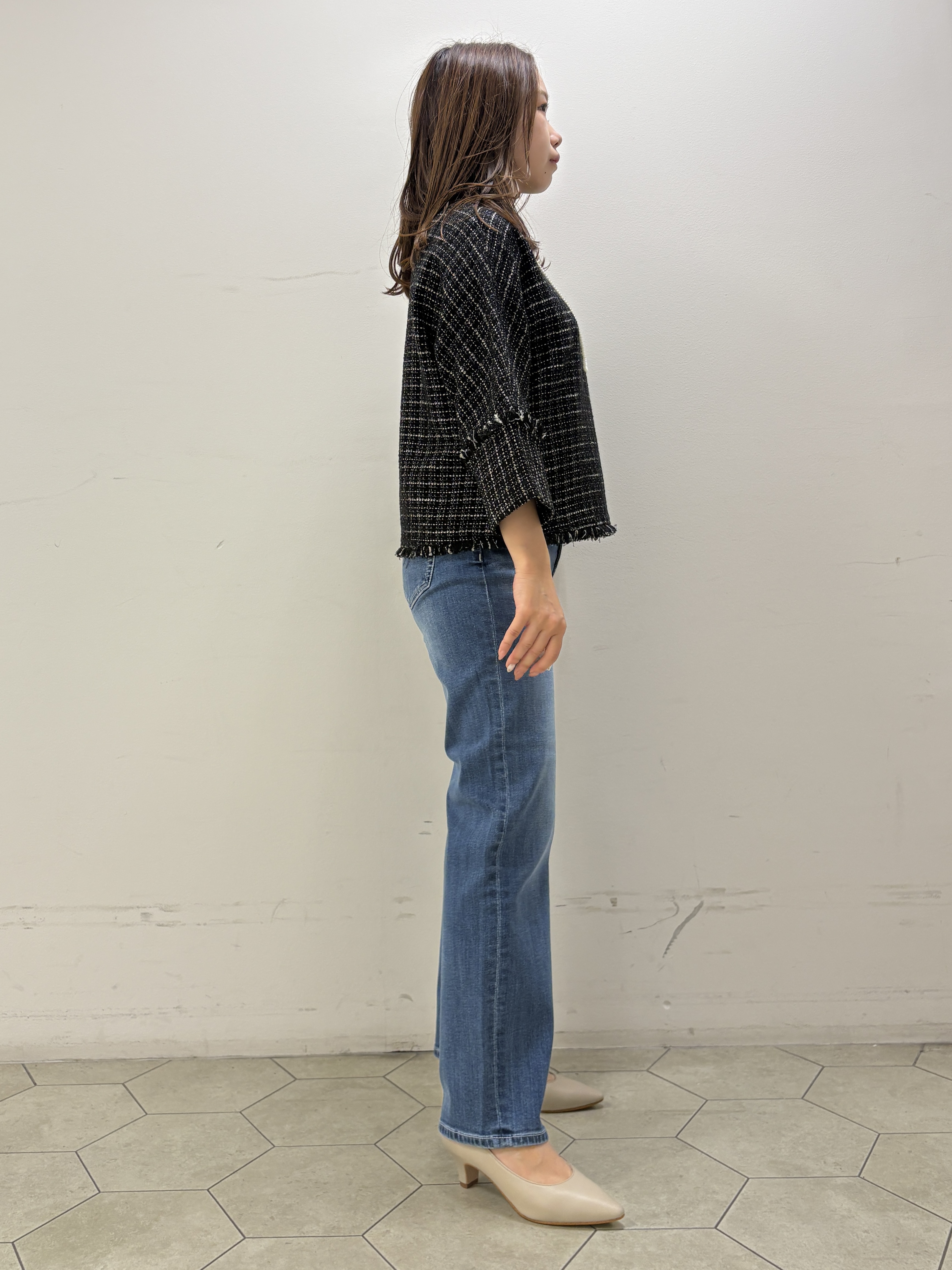 kahoさんの「INDIVI｜【華やか／1枚でサマになる】上品ツイードブラウス」を使ったコーディネート