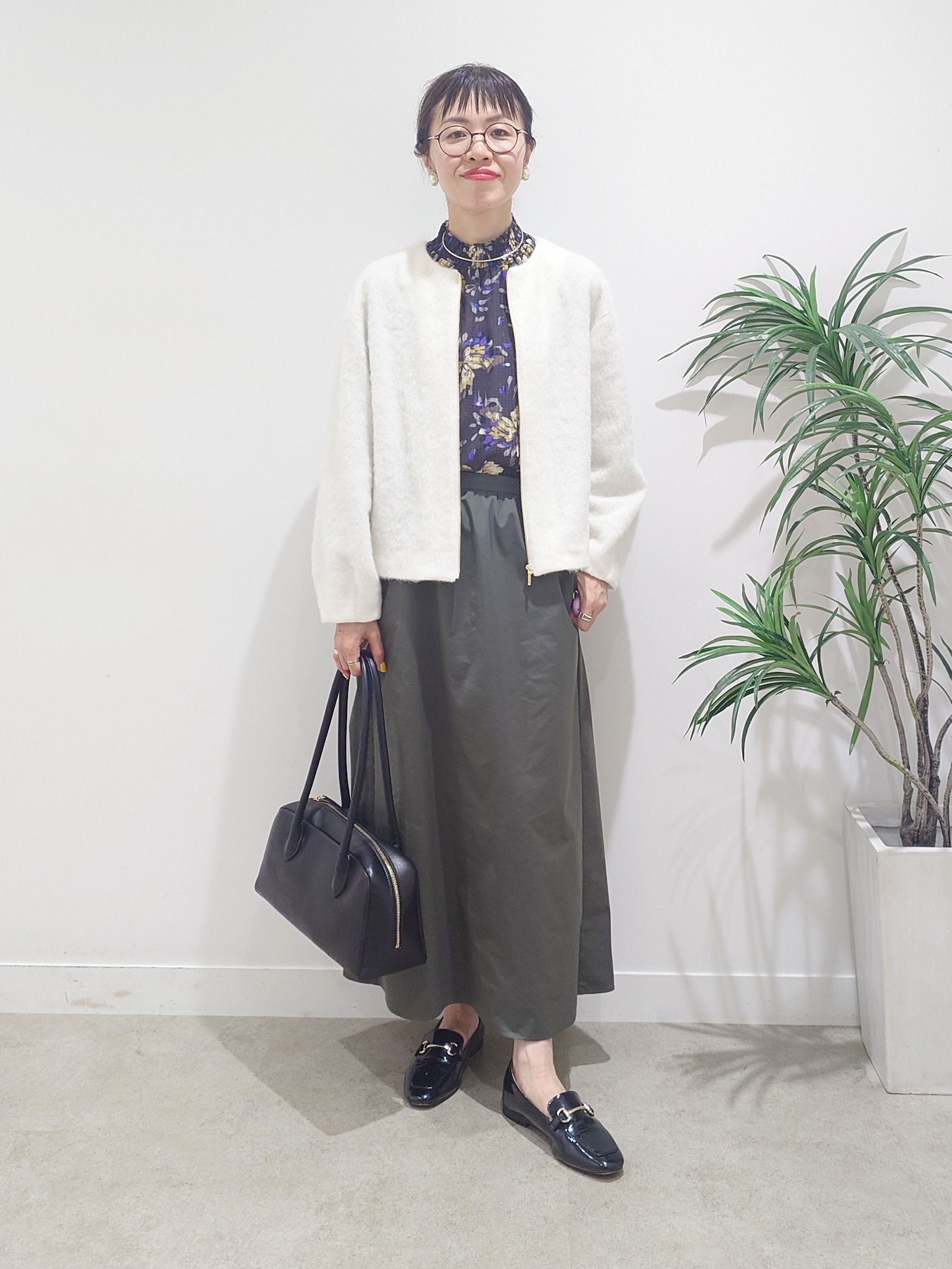 MUTSUKOさんの「UNTITLED｜【ジャケットライク/秋羽織り】ファンシーヤーンツイードニットカーディガン」を使ったコーディネート