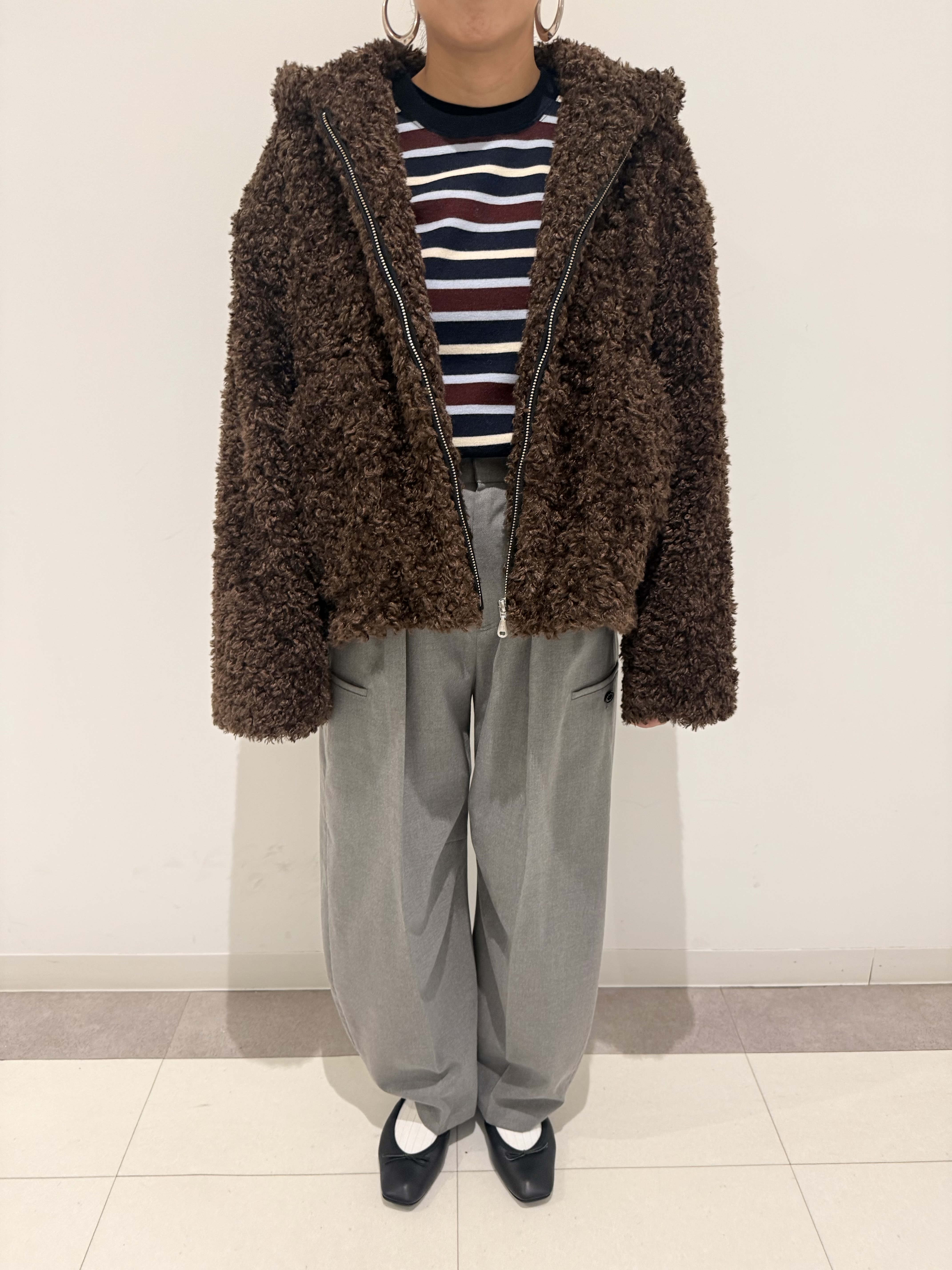 MIYAKAWAさんの「DRESSTERIOR｜ストレッチ フルニードルボーダーニット」を使ったコーディネート