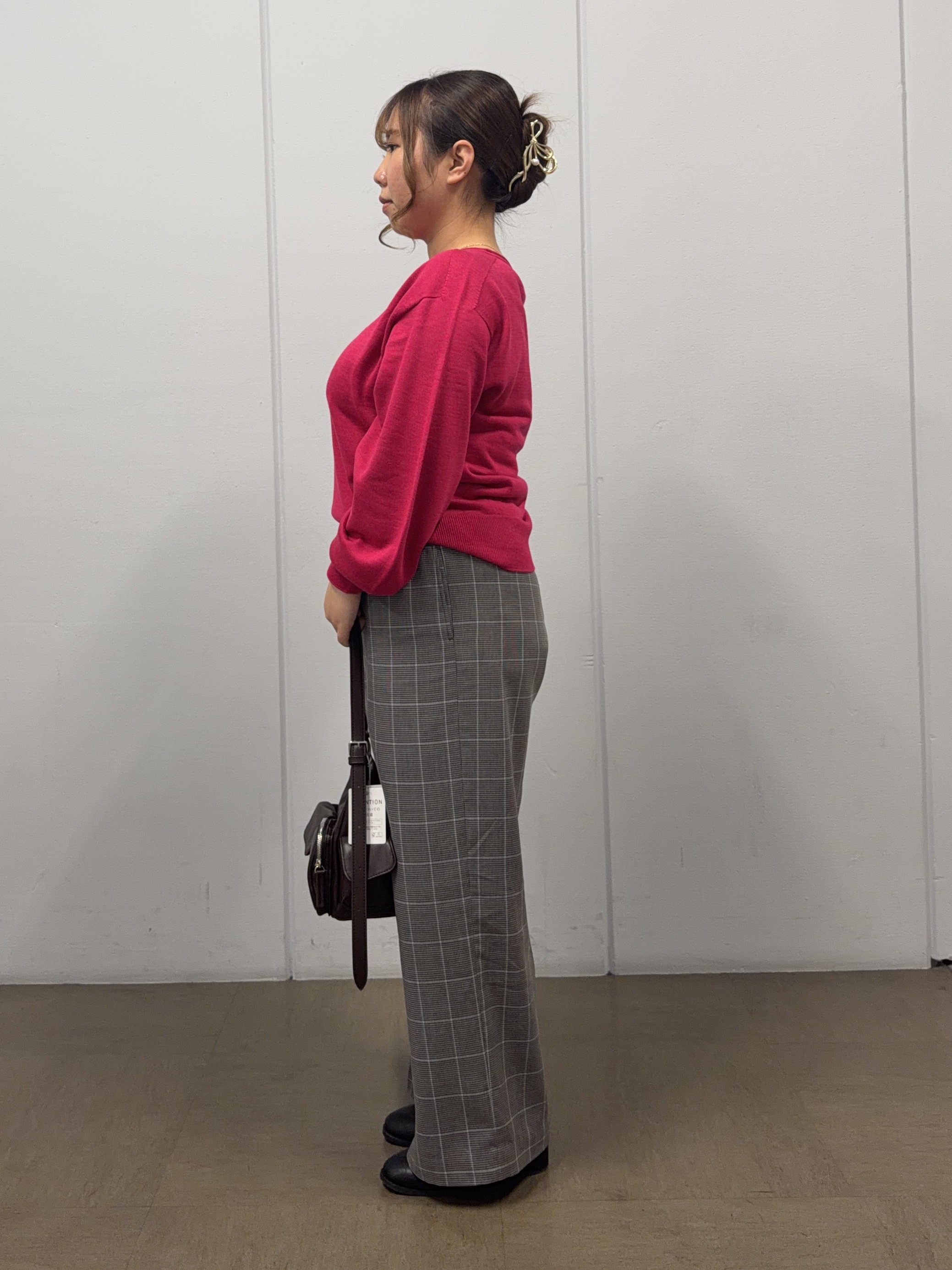 たいさんの「UNTITLED｜【大人の抜け感/8色展開】ボリュームスリーブニットプルオーバー」を使ったコーディネート