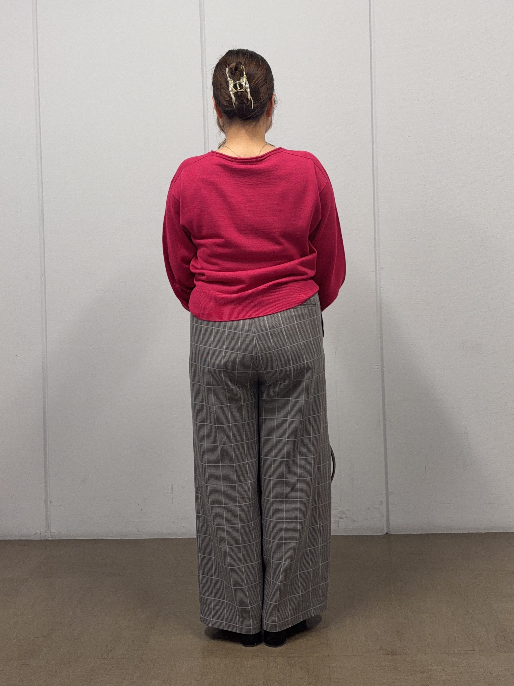 たいさんの「UNTITLED｜【大人の抜け感/8色展開】ボリュームスリーブニットプルオーバー」を使ったコーディネート