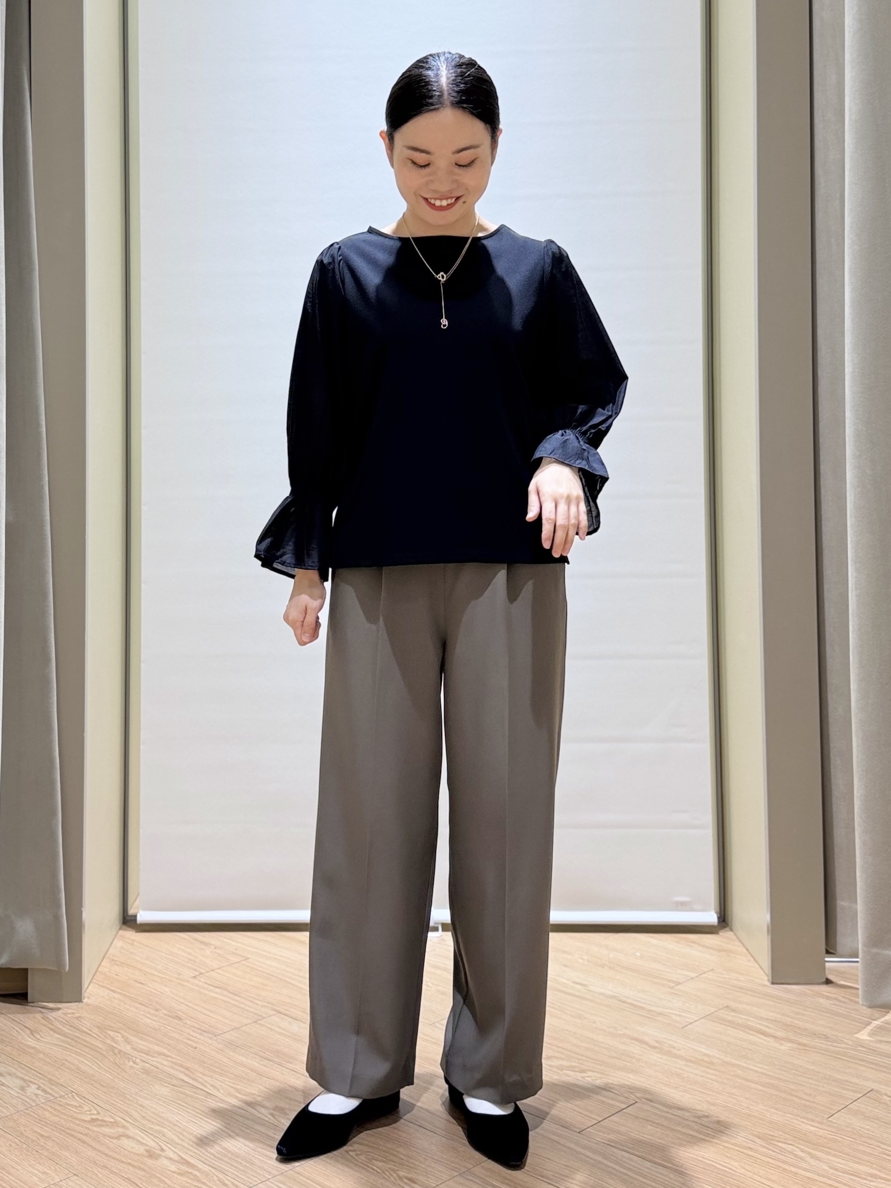 あんりさんの「grove｜布帛キャンディースリーブプルオーバー」を使ったコーディネート