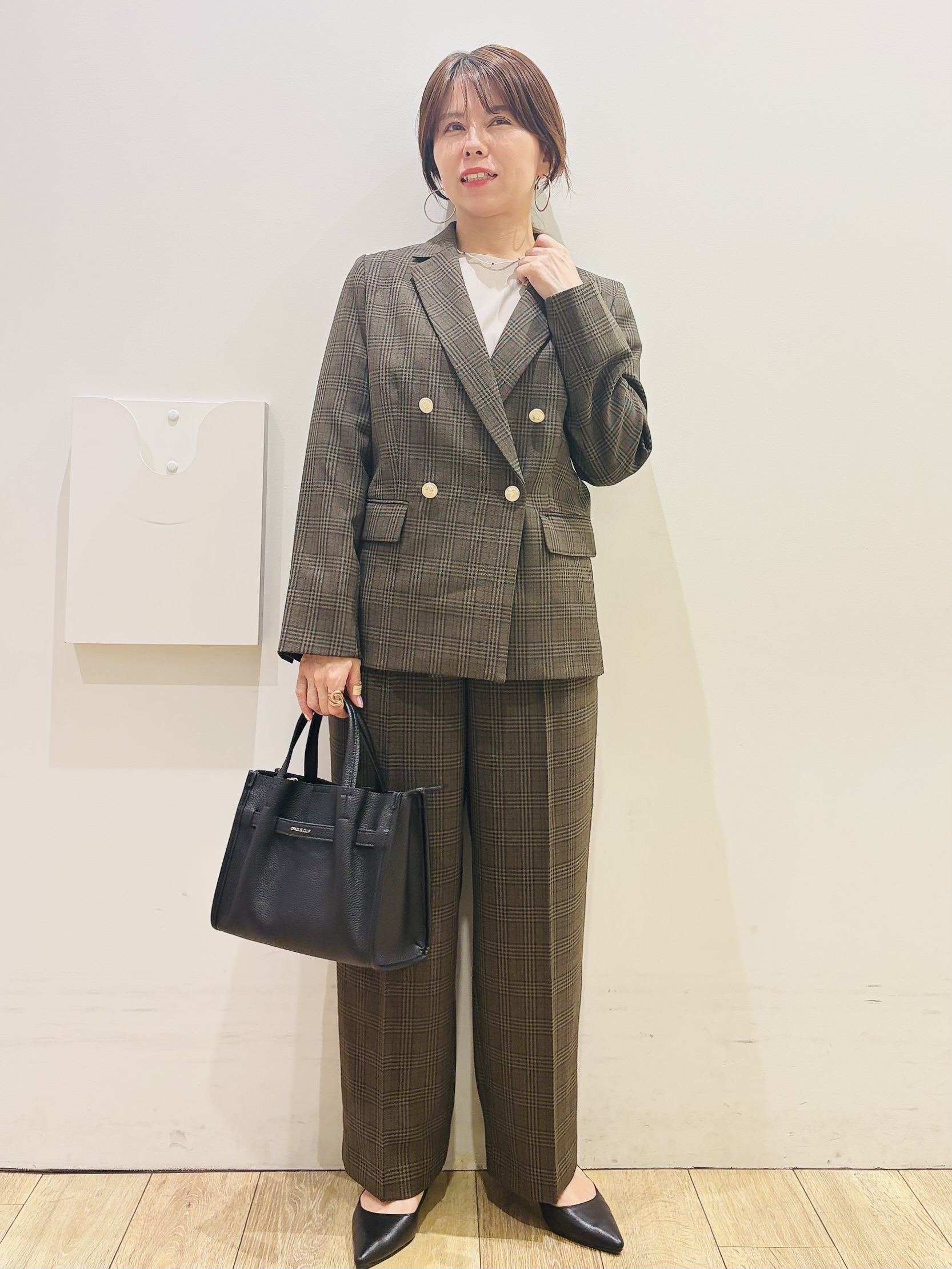 YUKOさんの「index｜【セットアップ可】ストレッチツイルダブルブレストテーラードジャケット《洗濯機OK／防シワ》」を使ったコーディネート