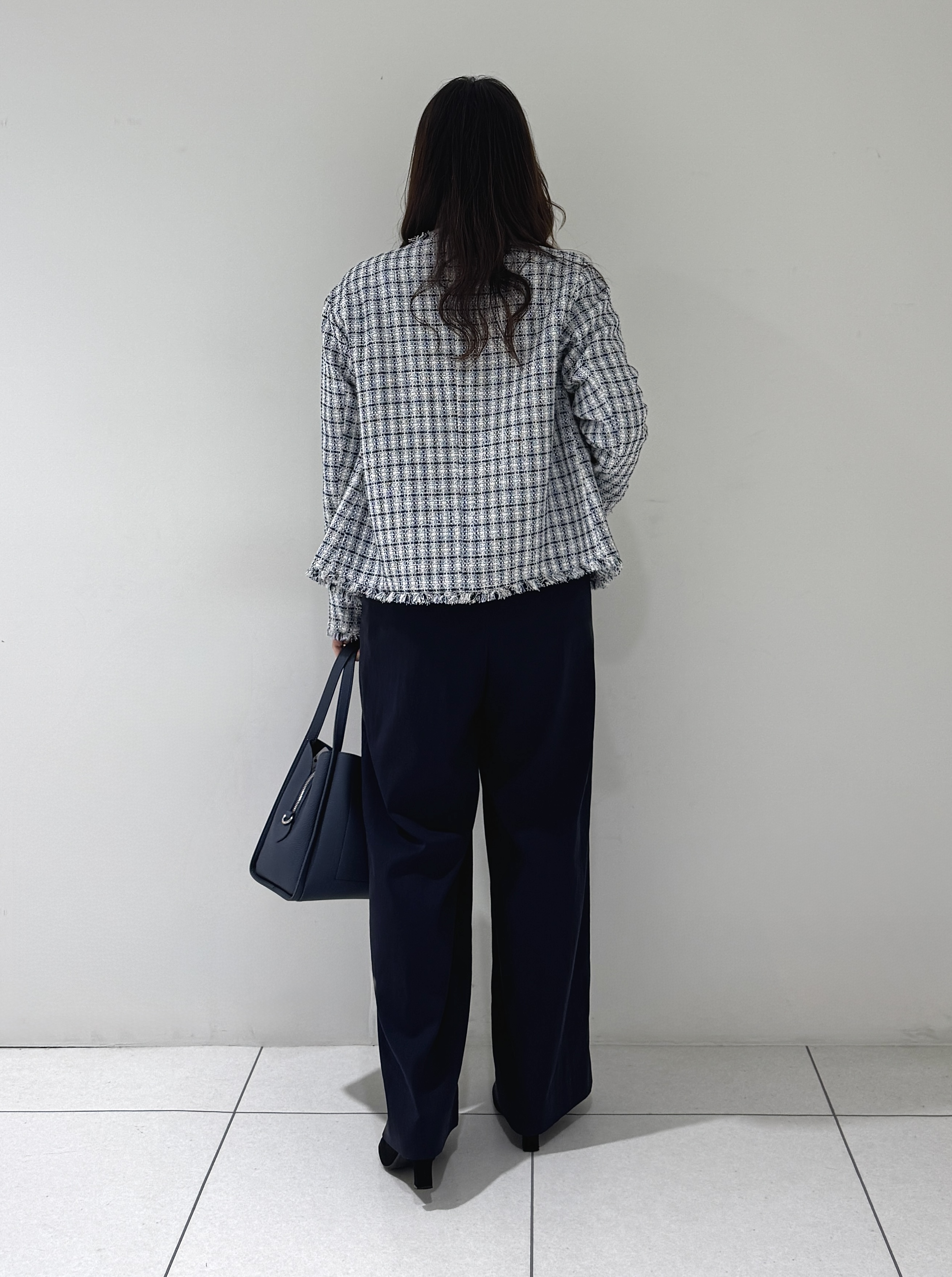 そんさんの「INDIVI｜【華やか／着回し力◎】上品ツイードVネックジャケット」を使ったコーディネート