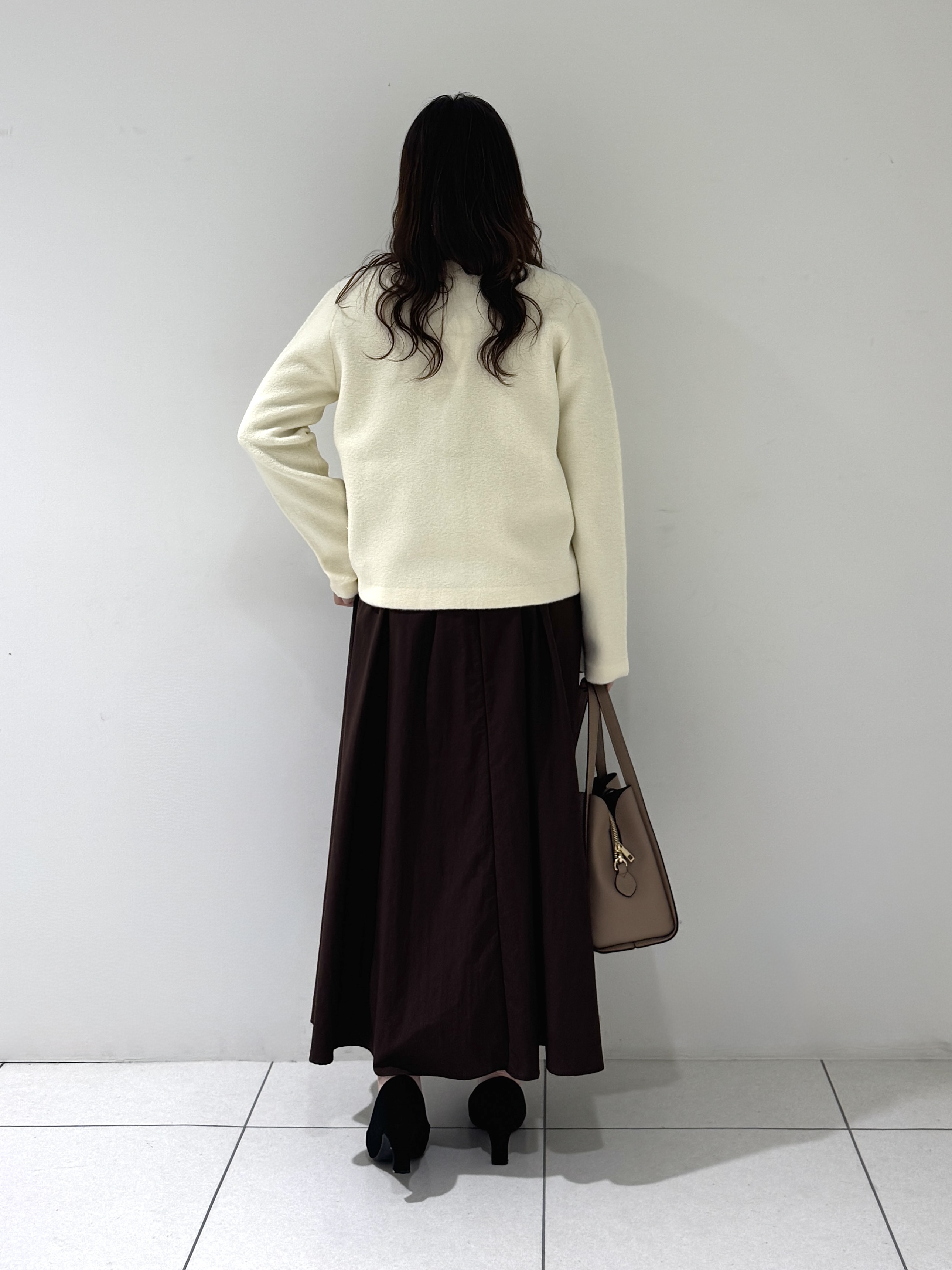 そんさんの「INDIVI｜【軽やか】ブークレニットジャケット」を使ったコーディネート