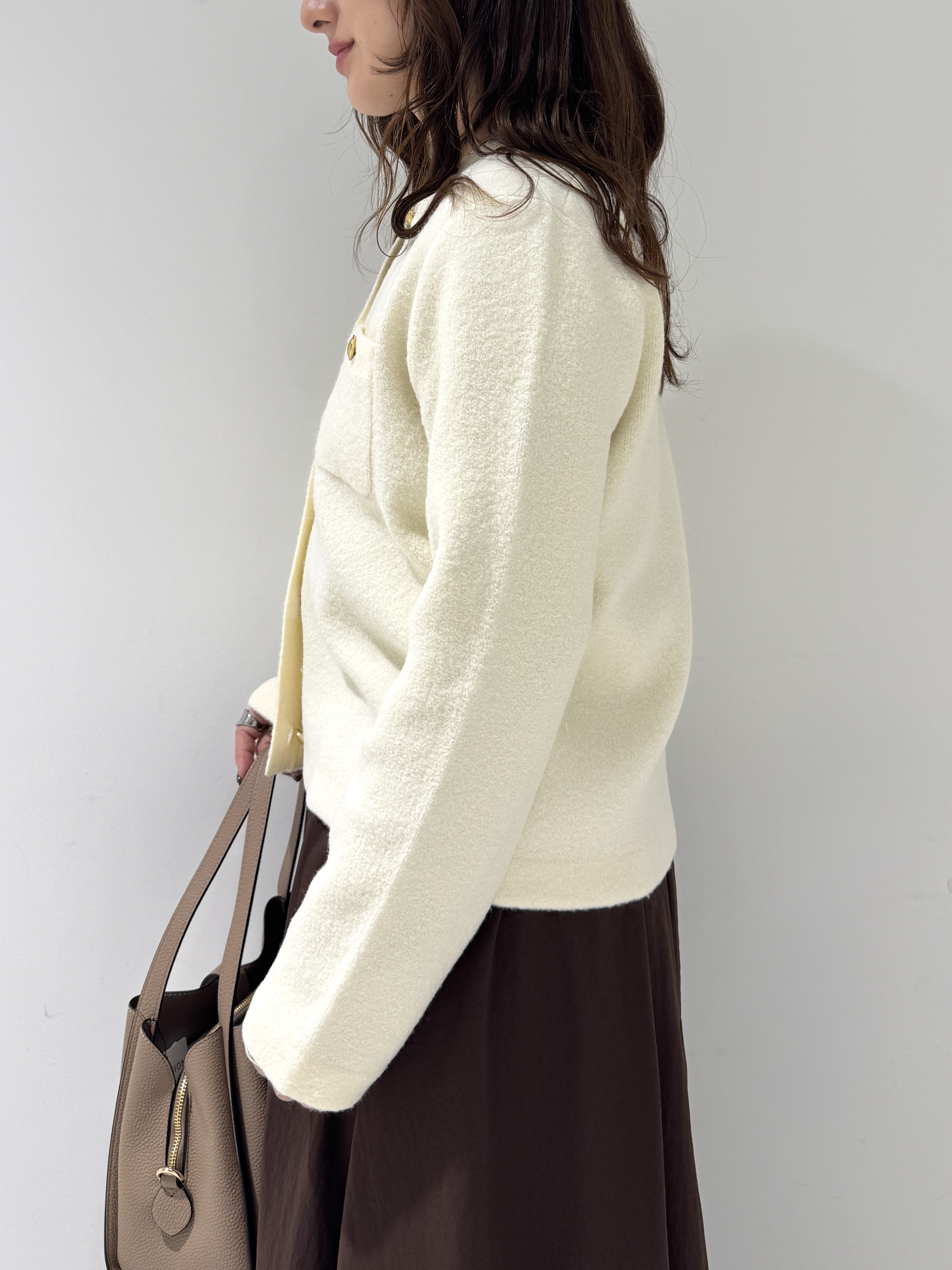 そんさんの「INDIVI｜【軽やか】ブークレニットジャケット」を使ったコーディネート