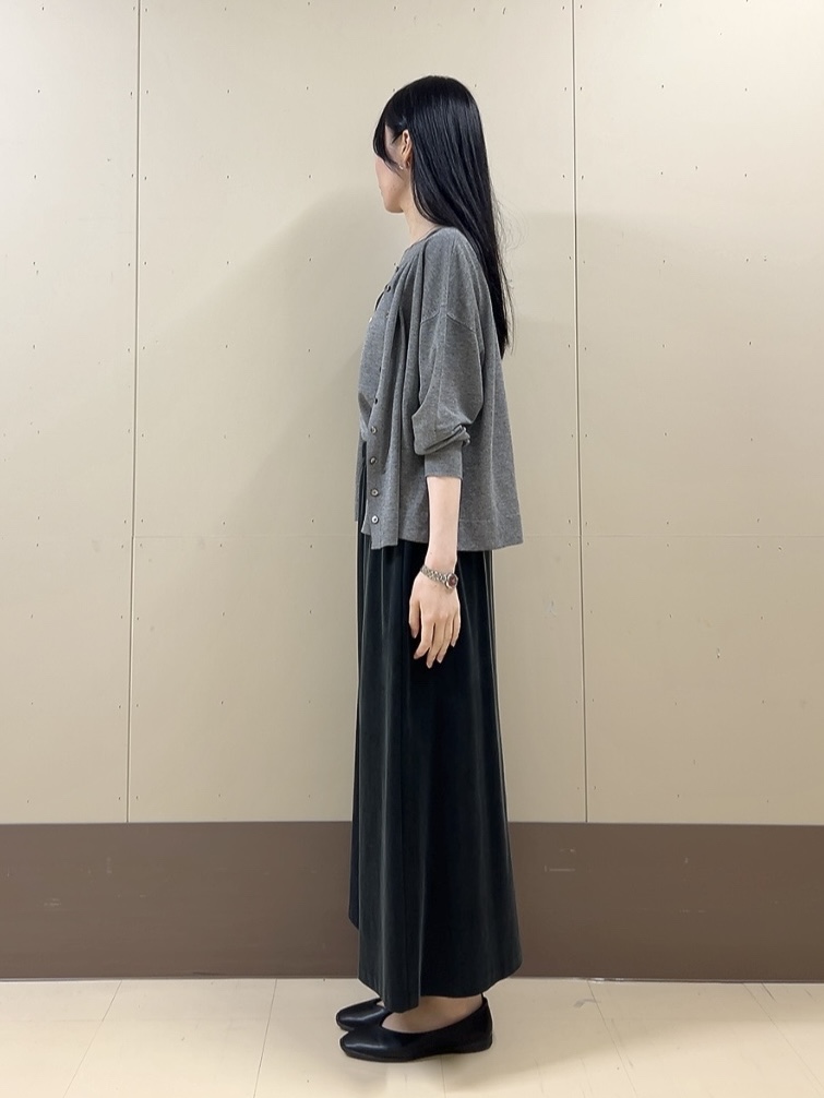 sechiさんの「UNTITLED｜【アンサンブル可/秋羽織り/シアー】前後2WAYカーディガン」を使ったコーディネート