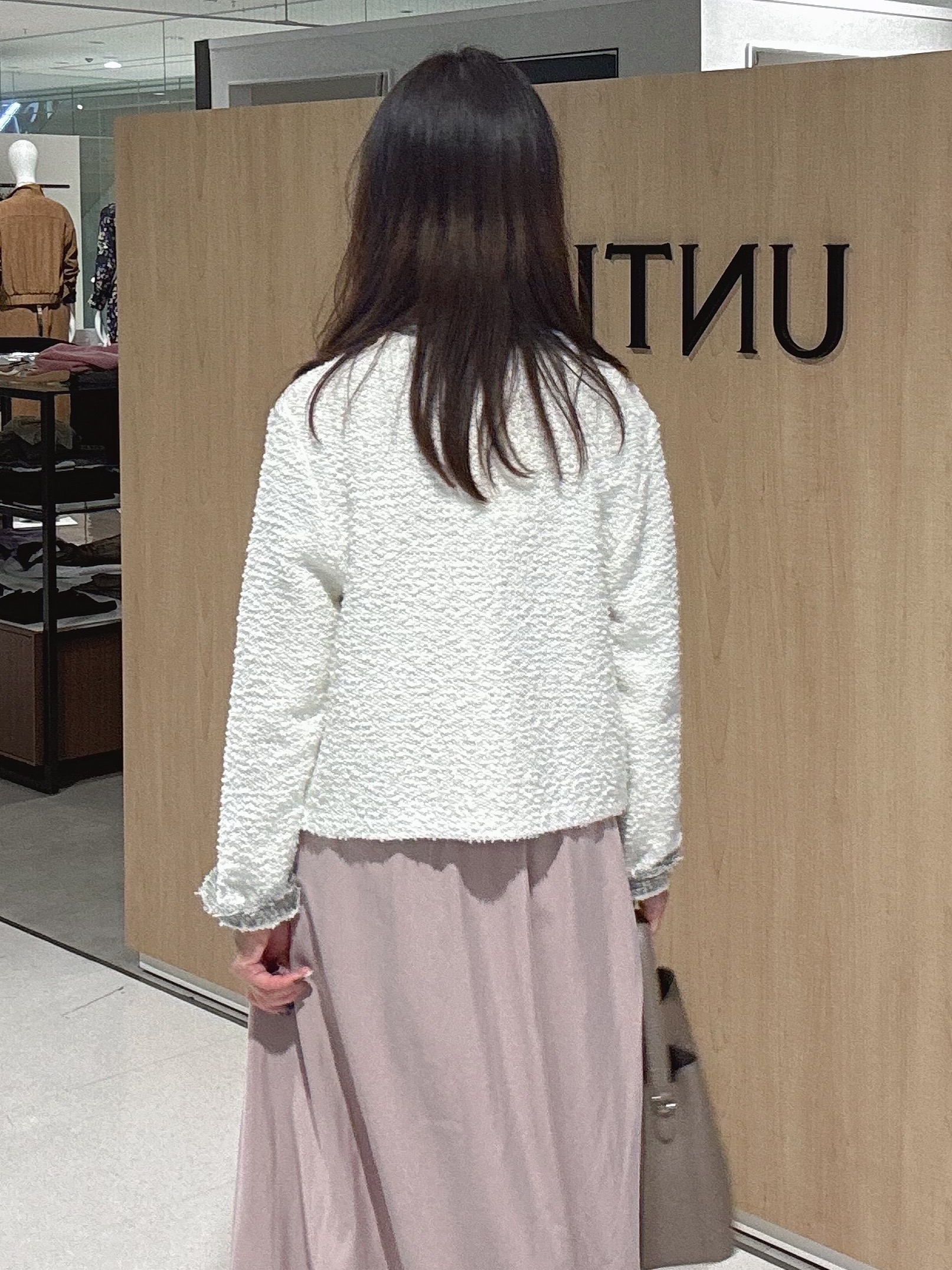 makiさんの「UNTITLED｜【ジャケットライク/秋羽織り】ファンシーヤーンツイードニットカーディガン」を使ったコーディネート