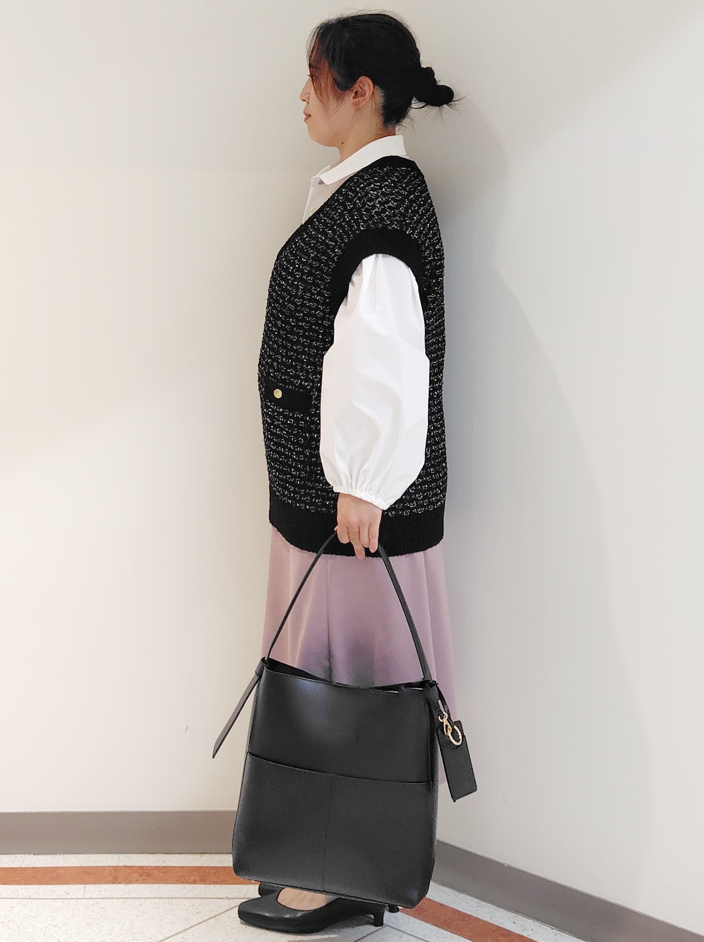 FMさんの「Reflect｜ツイード調ニットベスト」を使ったコーディネート