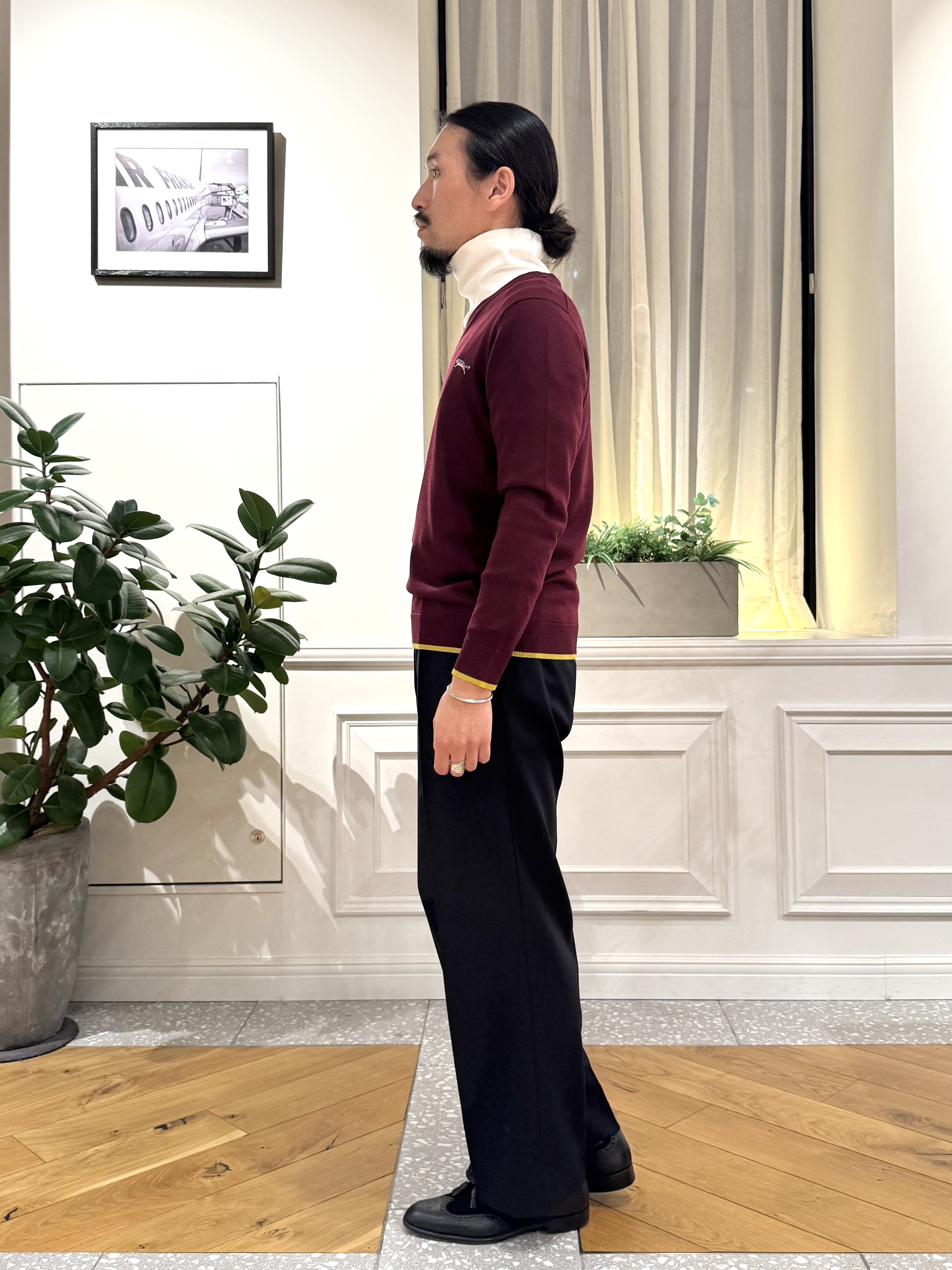 kawarataniさんの「DRESSTERIOR｜ゼニアバルーファ キャッシュウール Vネックプルオーバー」を使ったコーディネート