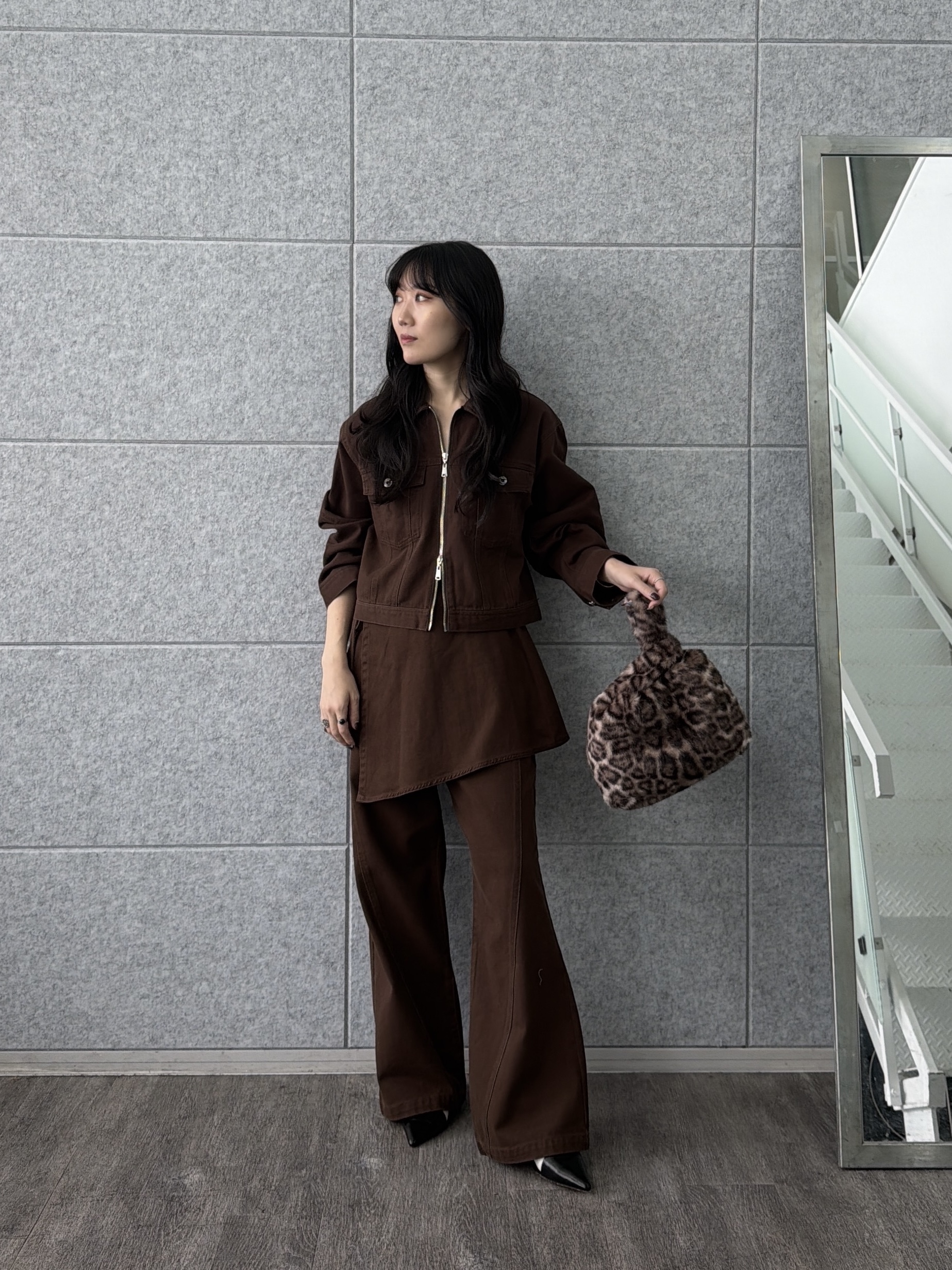 rinaさんの「INDIVI｜ダブルジップデニムブルゾン【LIVE紹介／上枝みどりさん着用／セットアップ可能】」を使ったコーディネート