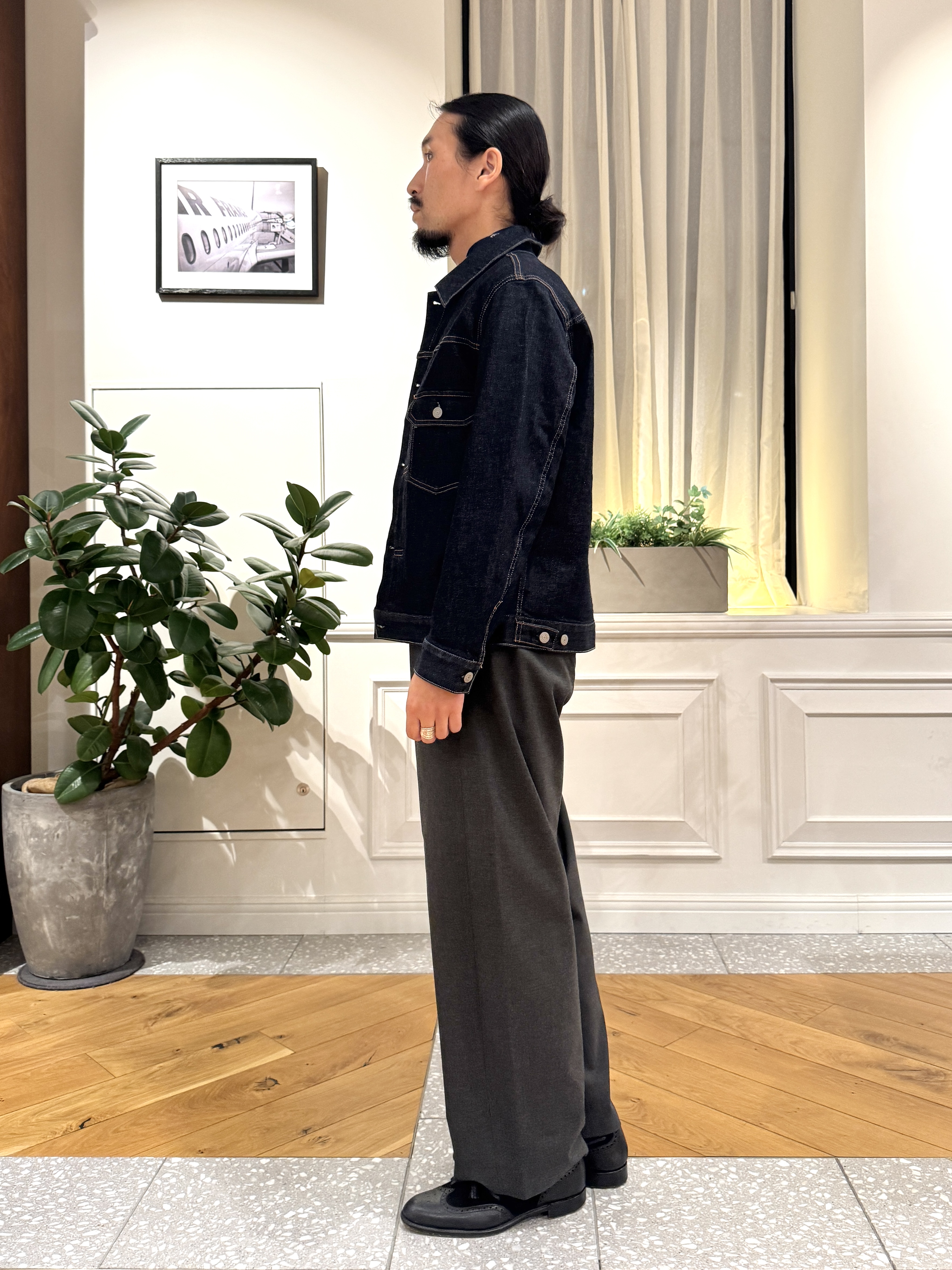 kawarataniさんの「DRESSTERIOR｜KAIHARA denim トラッカージャケット」を使ったコーディネート