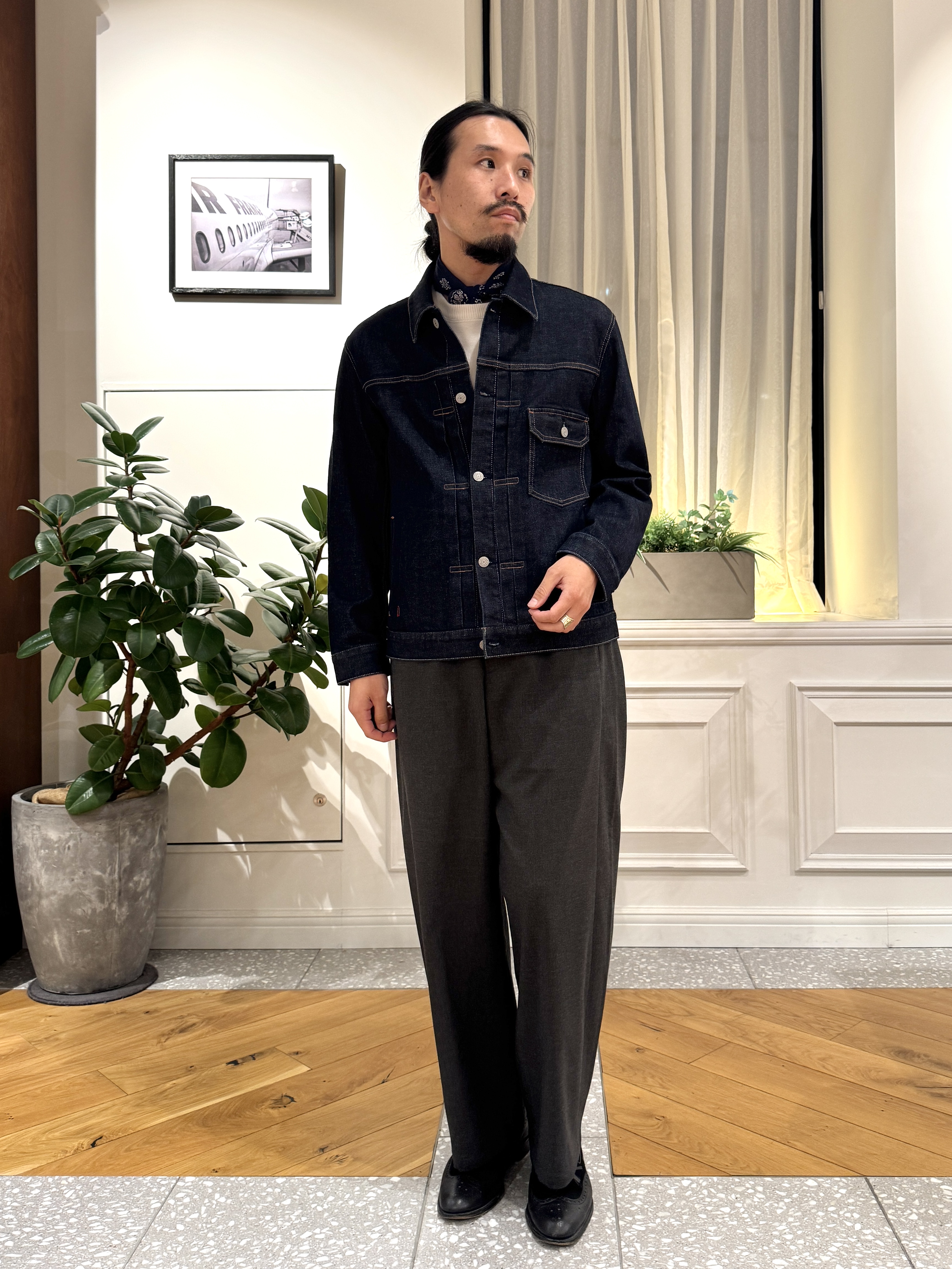 kawarataniさんの「DRESSTERIOR｜KAIHARA denim トラッカージャケット」を使ったコーディネート