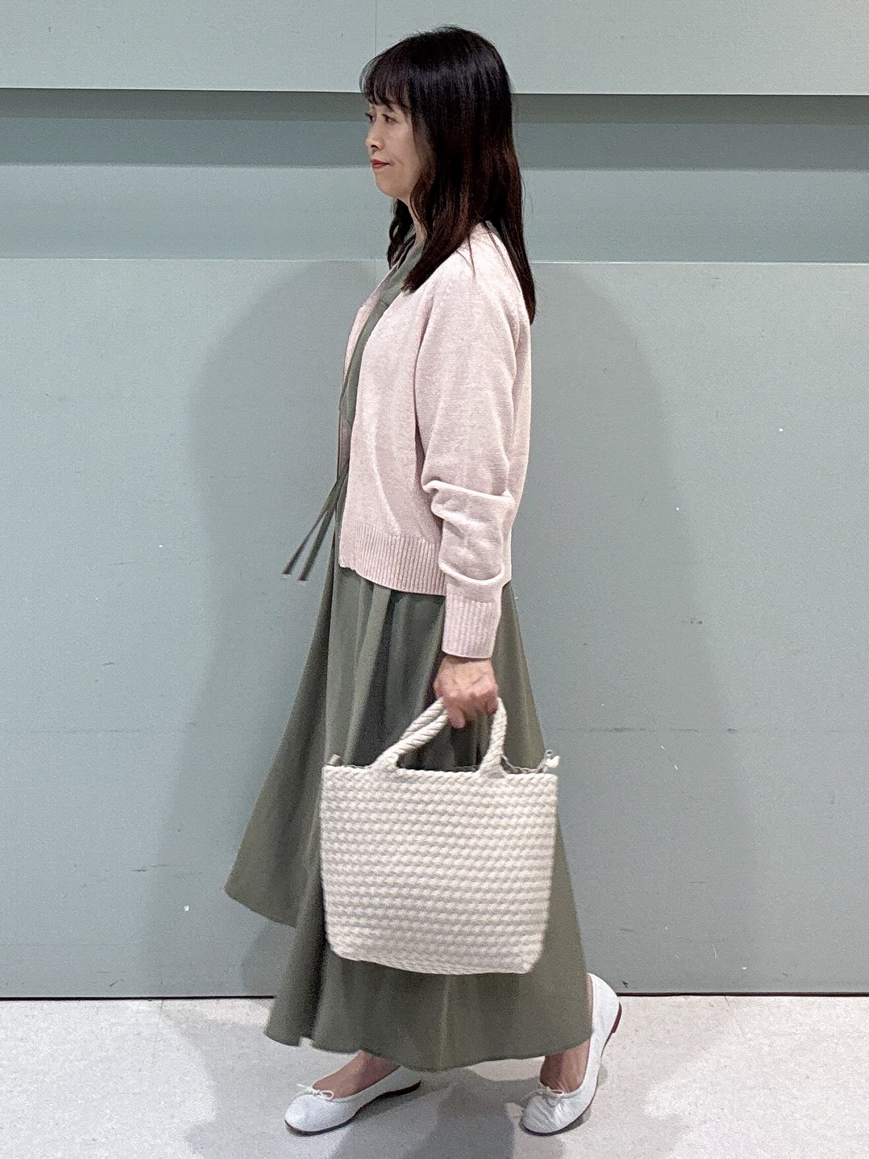 makiさんの「UNTITLED｜【アンサンブル可/秋羽織り】杢調ジップカーディガン」を使ったコーディネート
