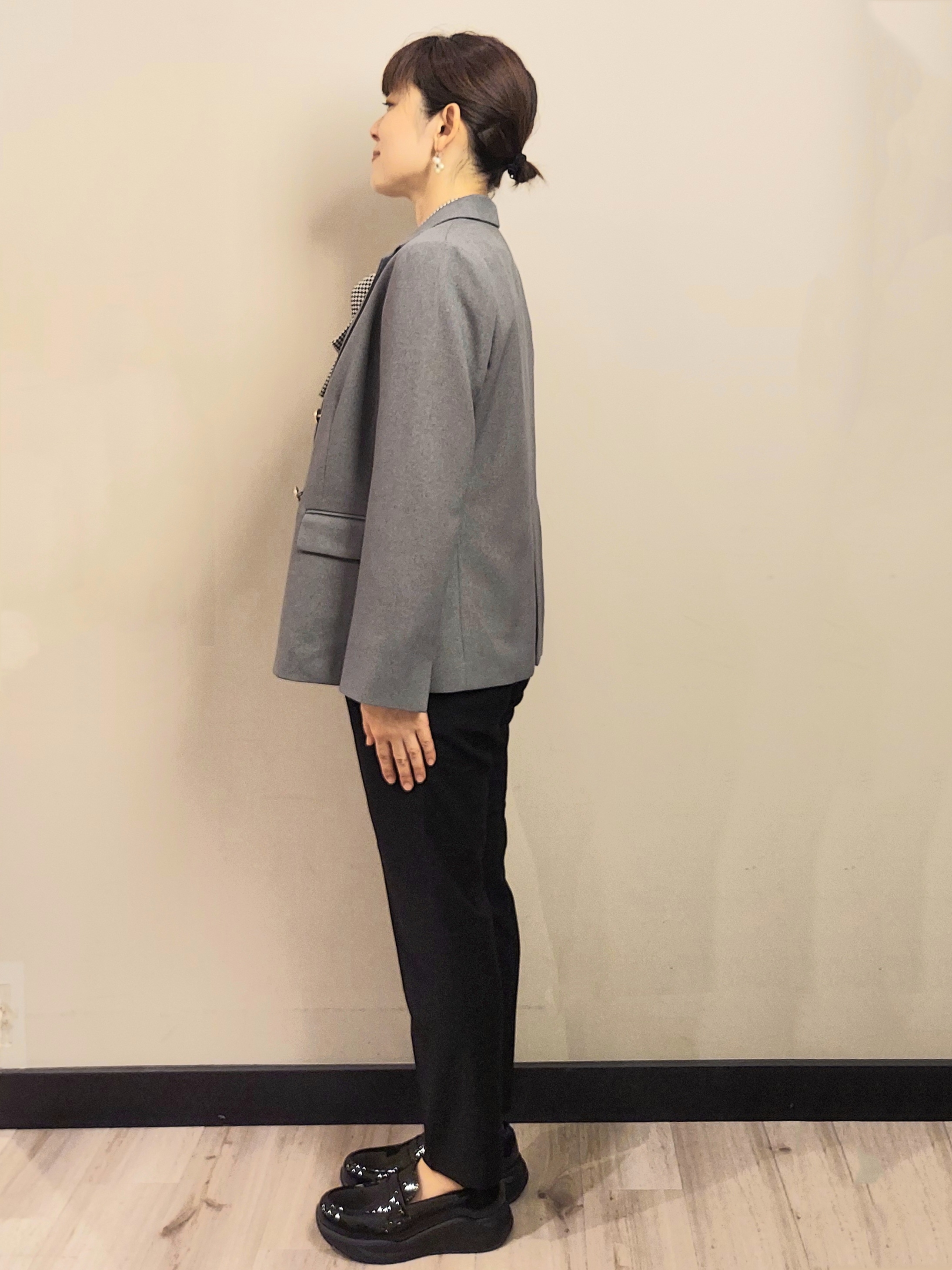 MAKIさんの「index｜【セットアップ可】ストレッチツイルダブルブレストテーラードジャケット《洗濯機OK／防シワ》」を使ったコーディネート