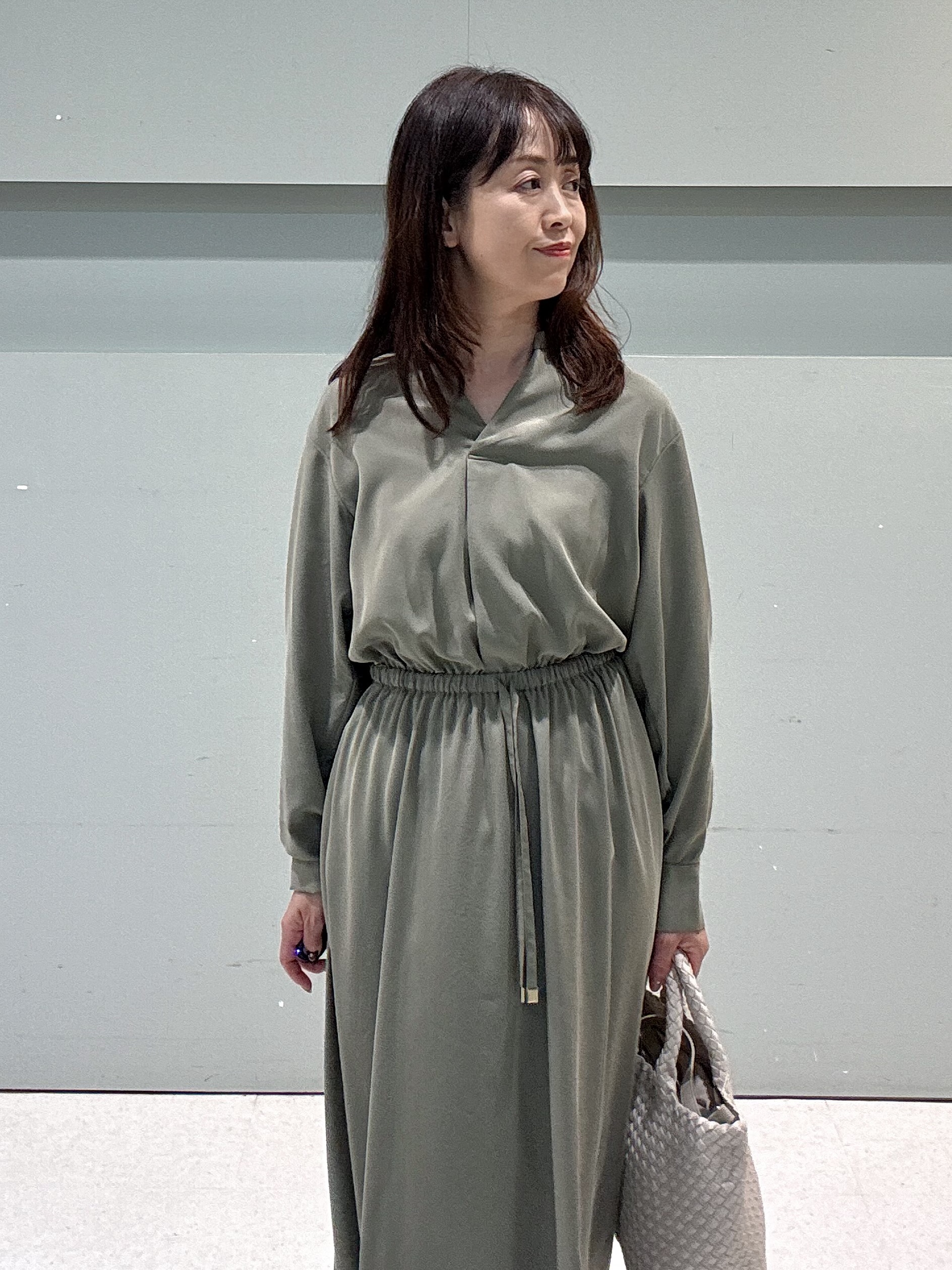makiさんの「UNTITLED｜【アンサンブル可/秋羽織り】杢調ジップカーディガン」を使ったコーディネート