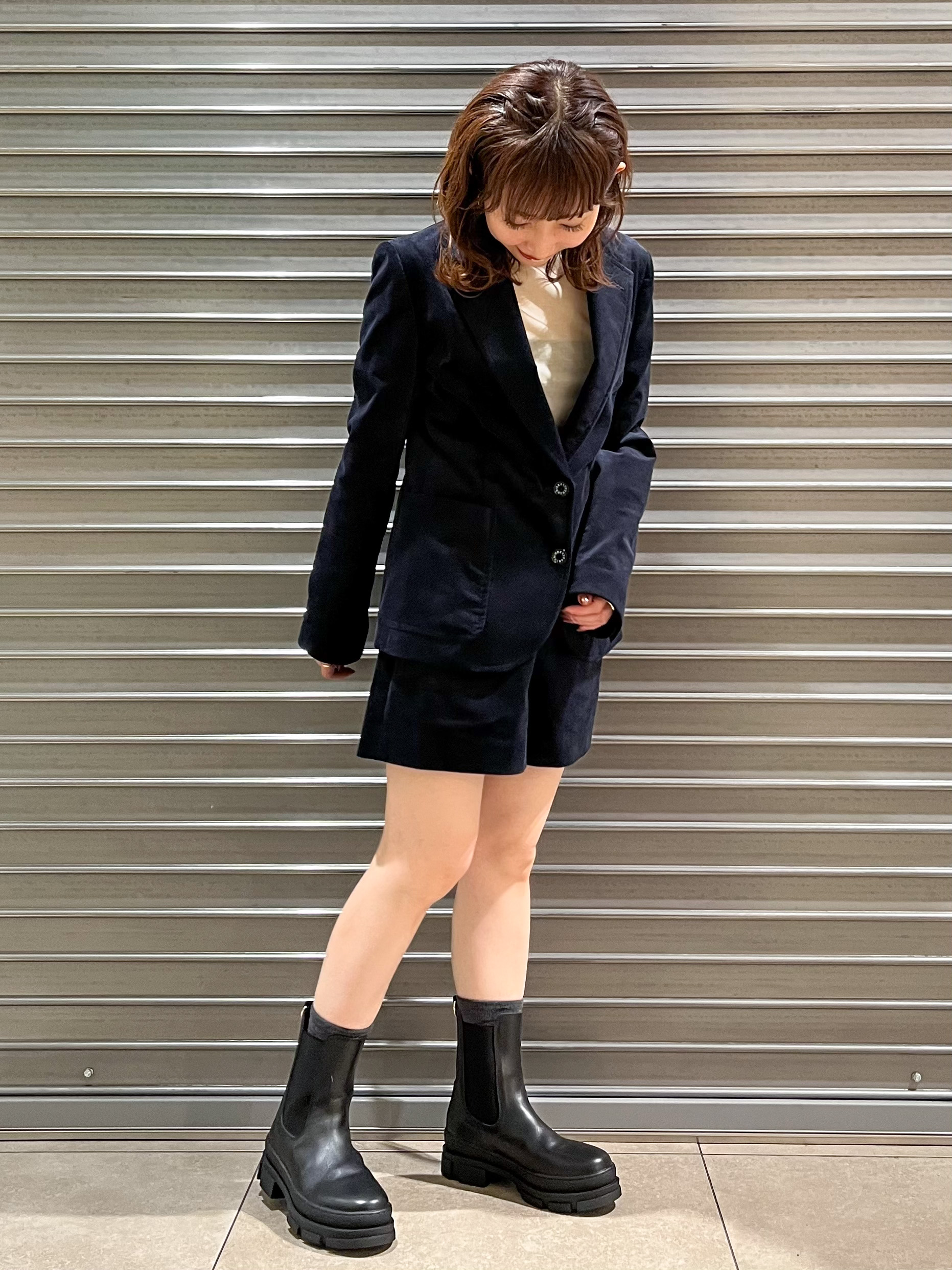 じゅんさんの「DRESSTERIOR｜【セットアップ可】ストレッチカルゼ ジャケット」を使ったコーディネート