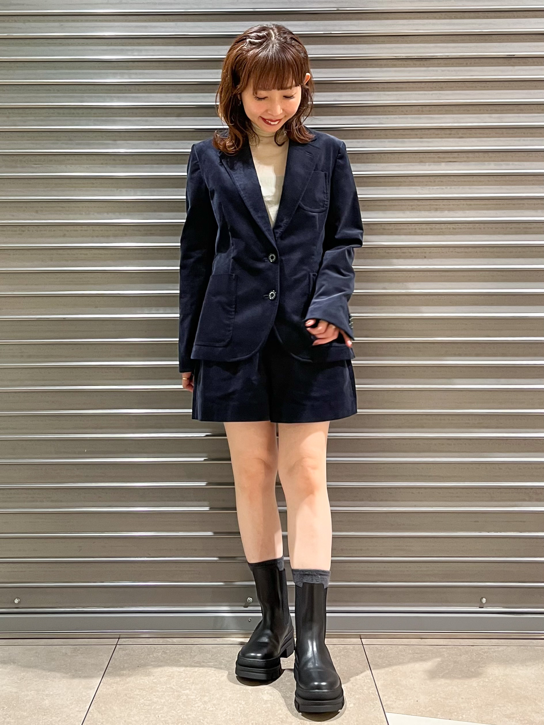 じゅんさんの「DRESSTERIOR｜【セットアップ可】ストレッチカルゼ ジャケット」を使ったコーディネート