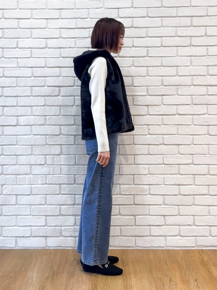 𝐜𝐡𝐢𝐤𝐚さんの「SHOO･LA･RUE｜【洗濯機可/撥水/マルチWAY】ファーライナー付き 毎日欲張りマンパ」を使ったコーディネート