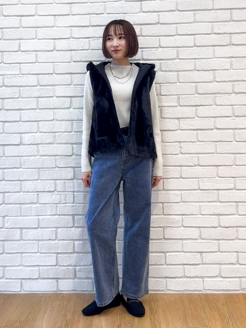 𝐜𝐡𝐢𝐤𝐚さんの「SHOO･LA･RUE｜【洗濯機可/撥水/マルチWAY】ファーライナー付き 毎日欲張りマンパ」を使ったコーディネート
