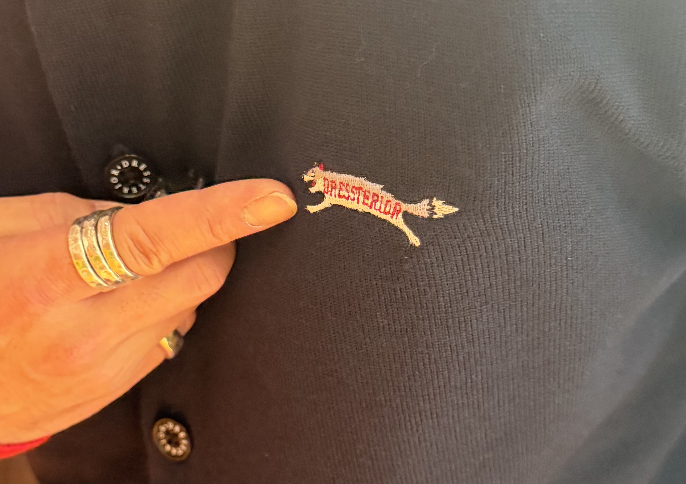 鶴田大士さんの「DRESSTERIOR｜【7色展開】ゼニアバルーファ キャッシュウール ラウンドネックカーディガン」を使ったコーディネート