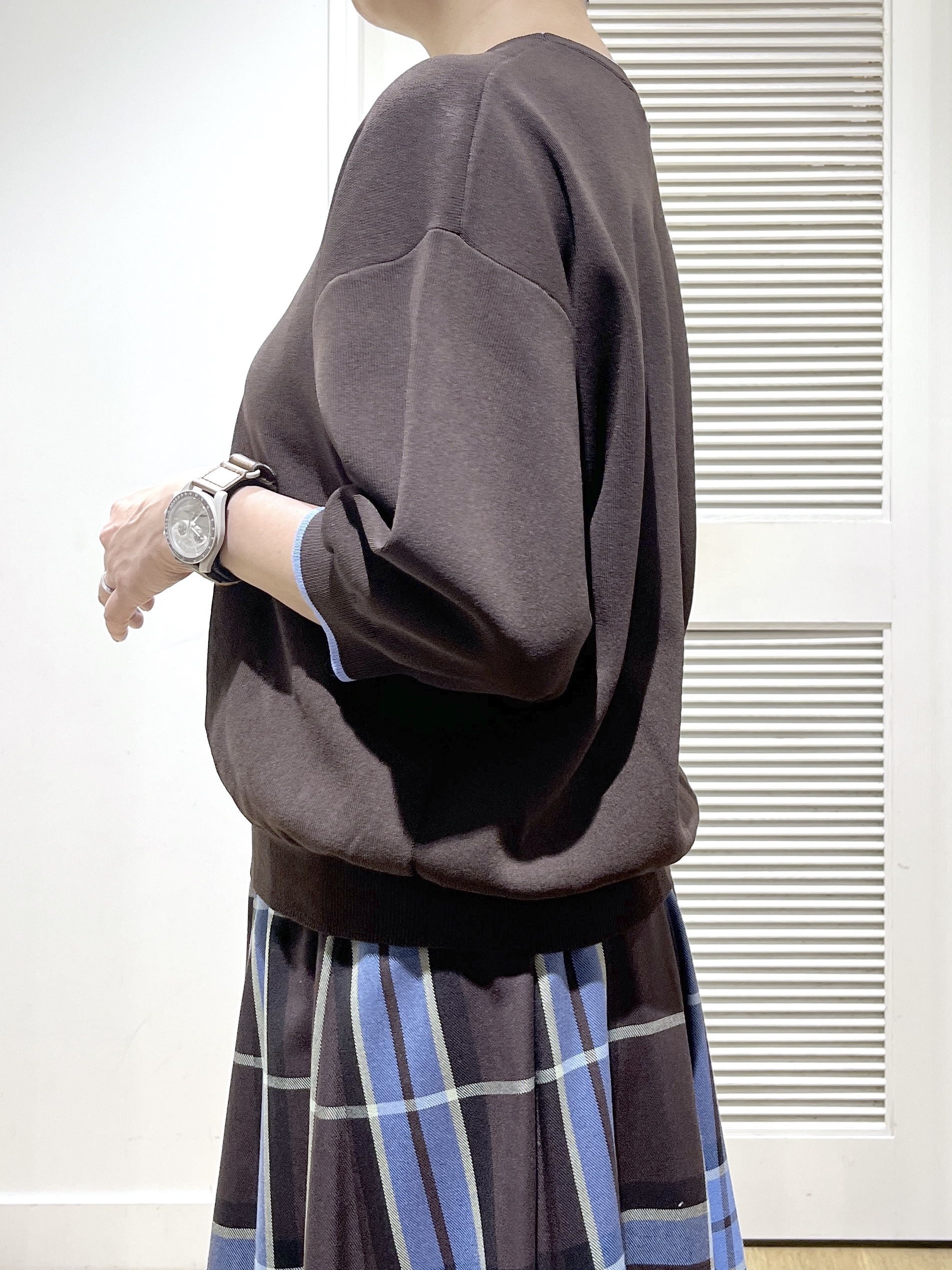 Miyazakiさんの「Dessin｜【UVカット/洗濯機OK】6分袖配色ニット」を使ったコーディネート