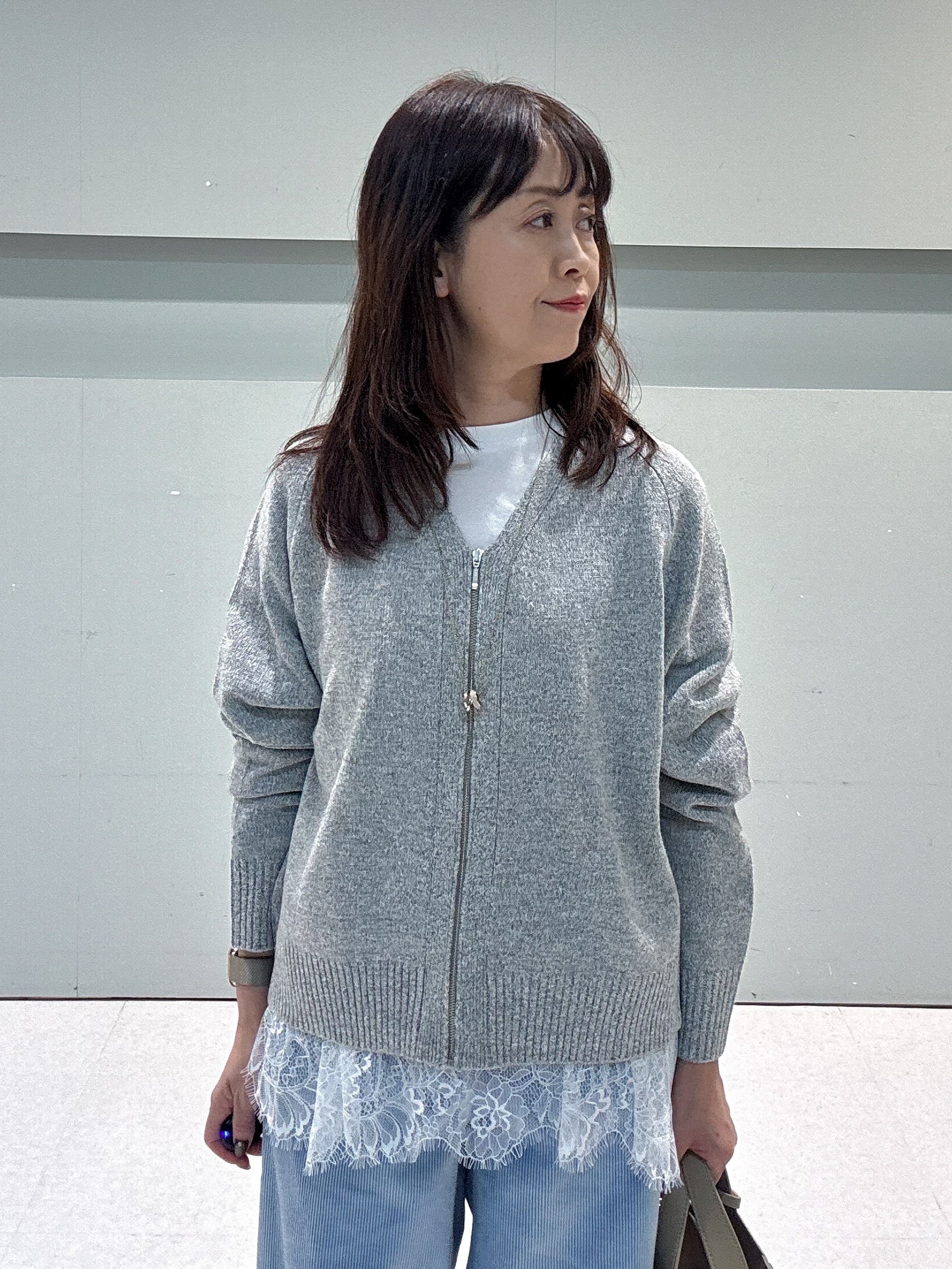 makiさんの「UNTITLED｜【アンサンブル可/秋羽織り】杢調ジップカーディガン」を使ったコーディネート