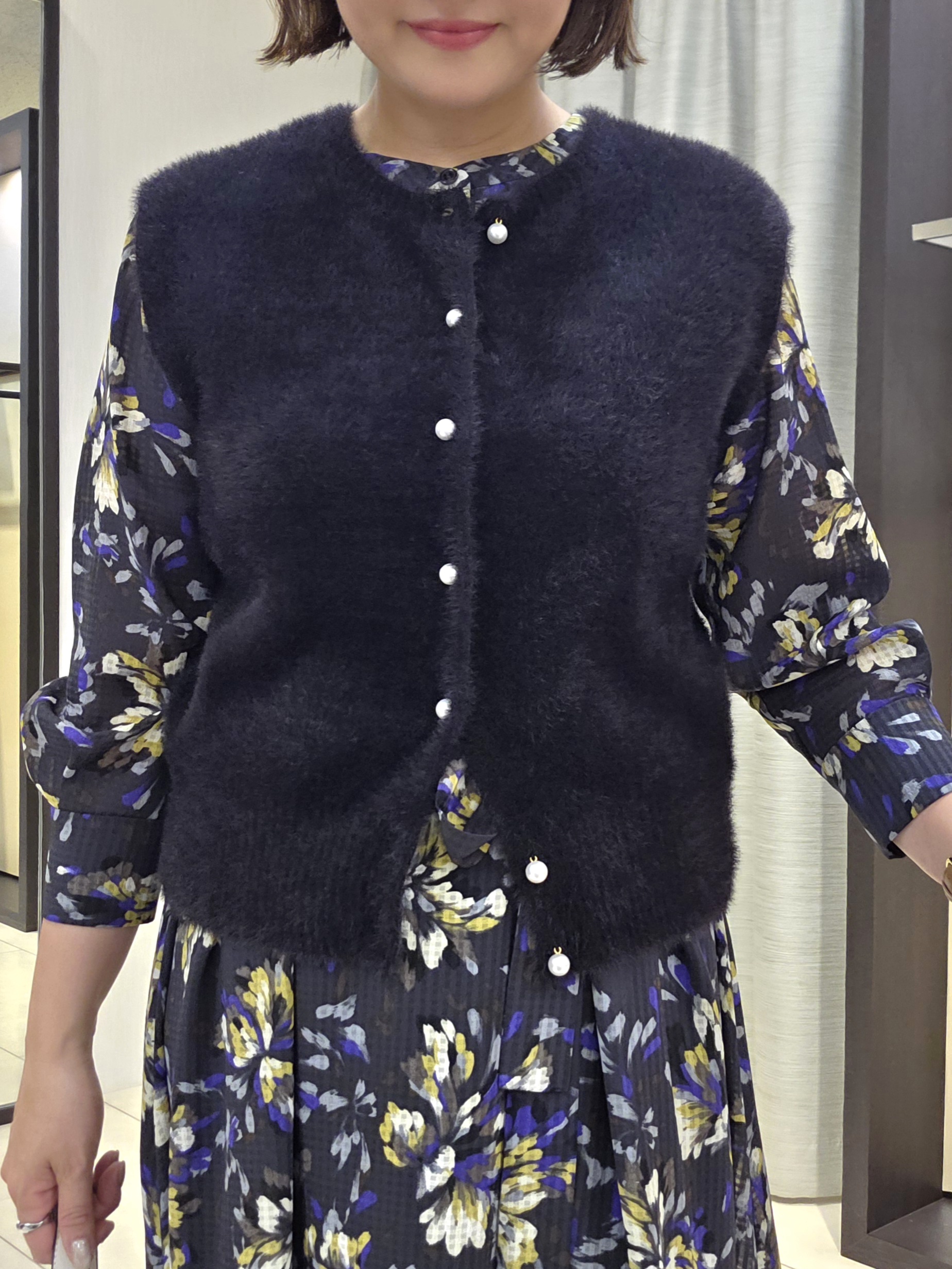naokoさんの「UNTITLED｜【前後2WAY】ファーライクニットベスト」を使ったコーディネート