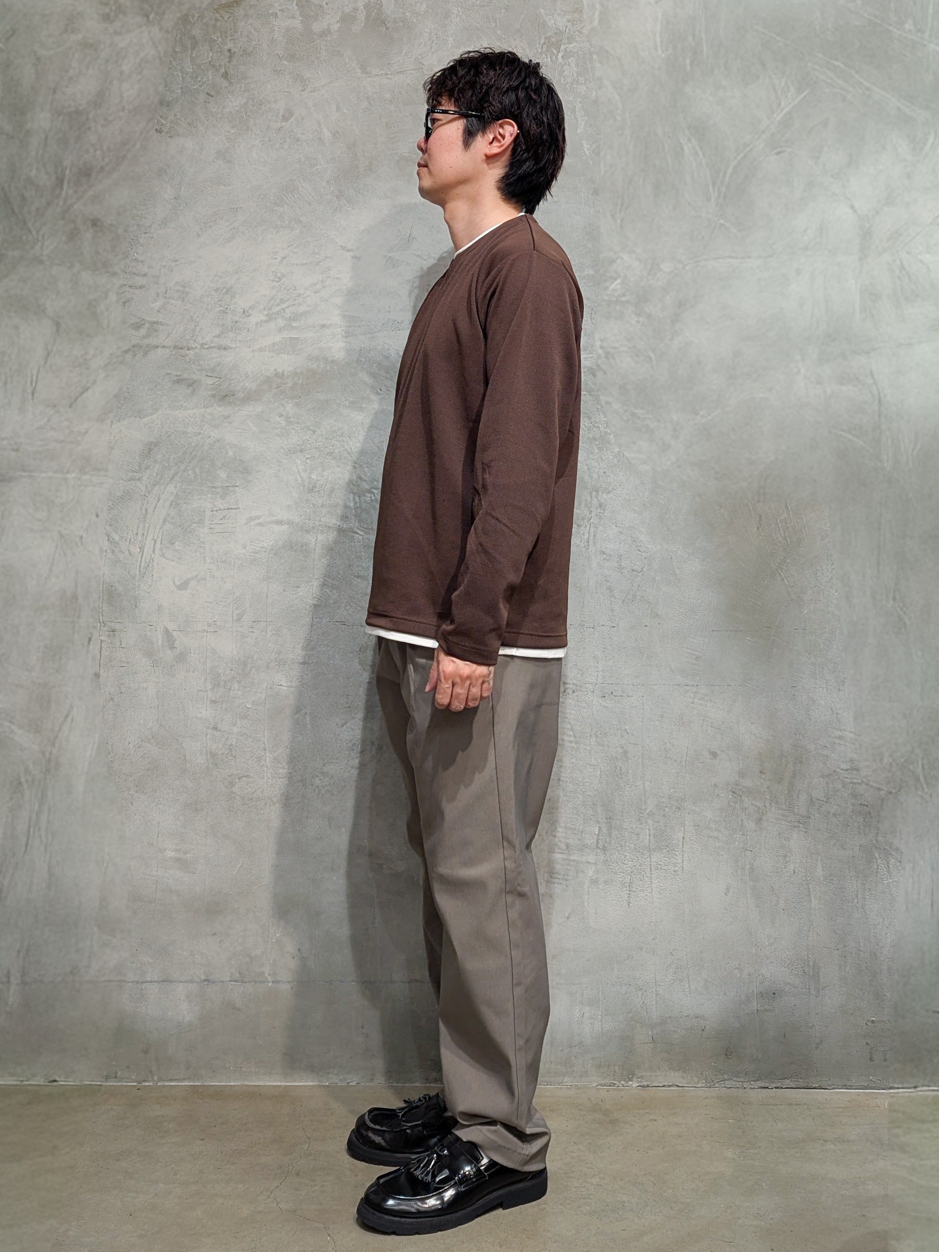 daiさんの「THE SHOP TK｜【洗濯機OK】カノコキーネック レイヤード長袖Tシャツ」を使ったコーディネート