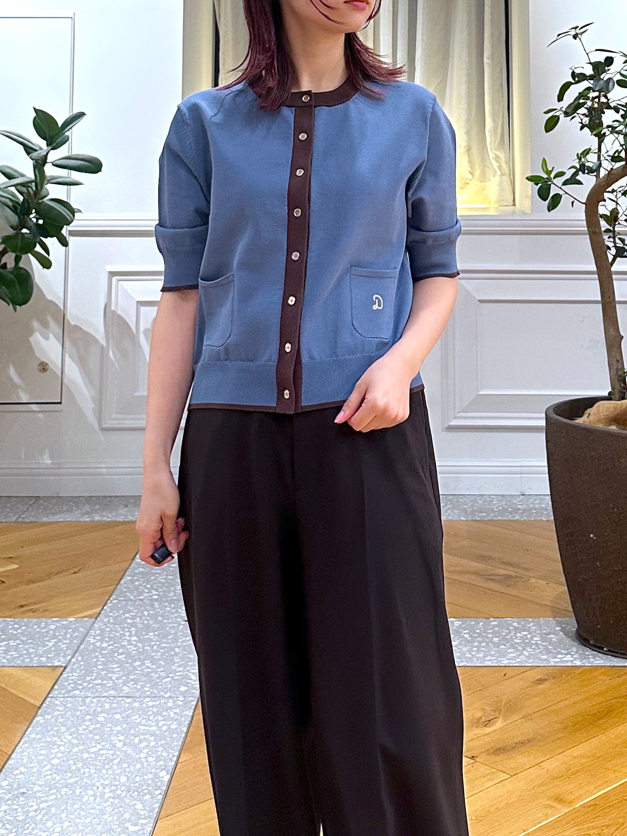 なべこさんの「DRESSTERIOR｜【UVカット／ウォッシャブル】クールタッチ ハーフスリーブカーデ」を使ったコーディネート