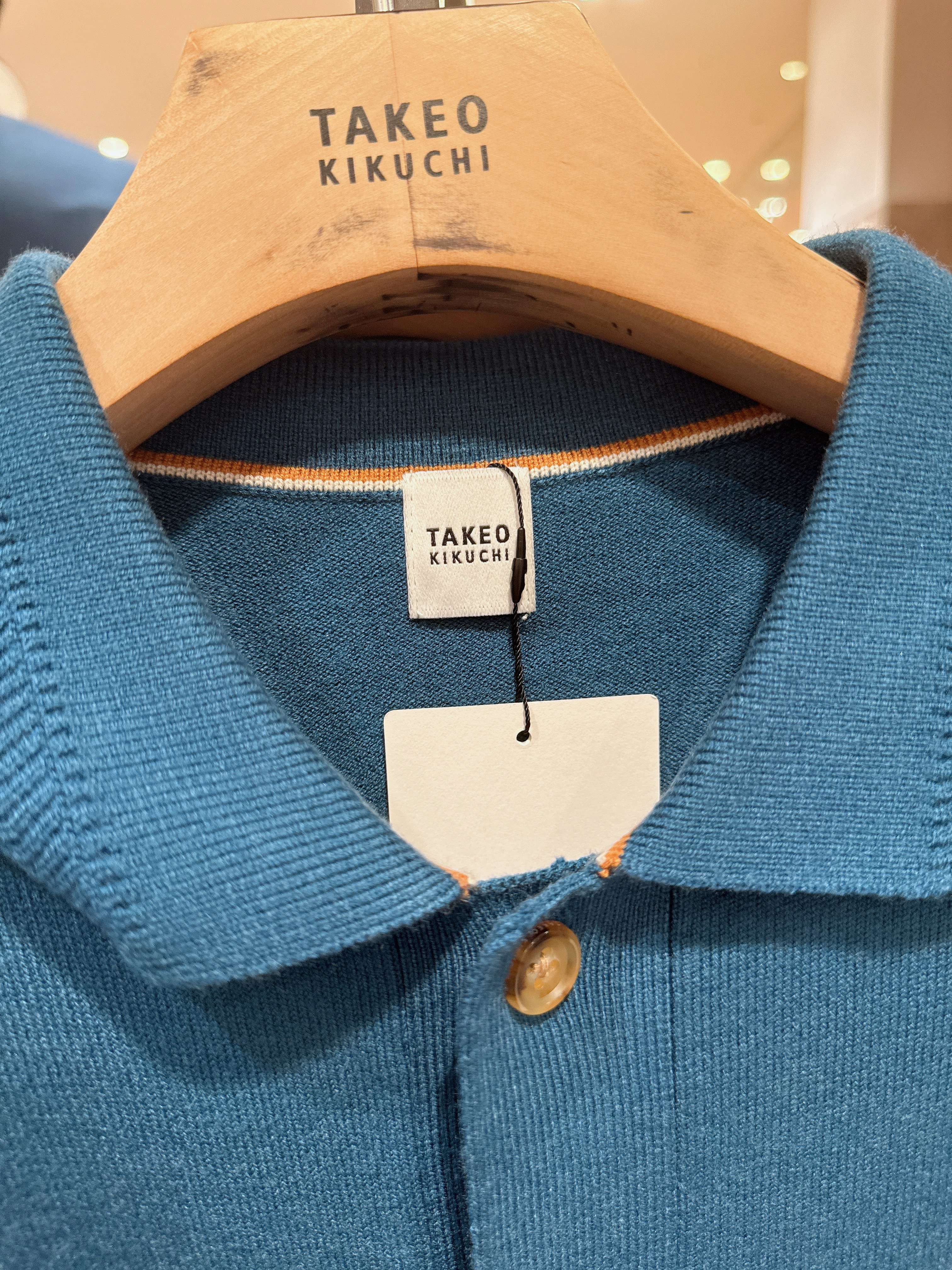 hanechanさんの「TAKEO KIKUCHI｜ニット シャツ カーディガン」を使ったコーディネート