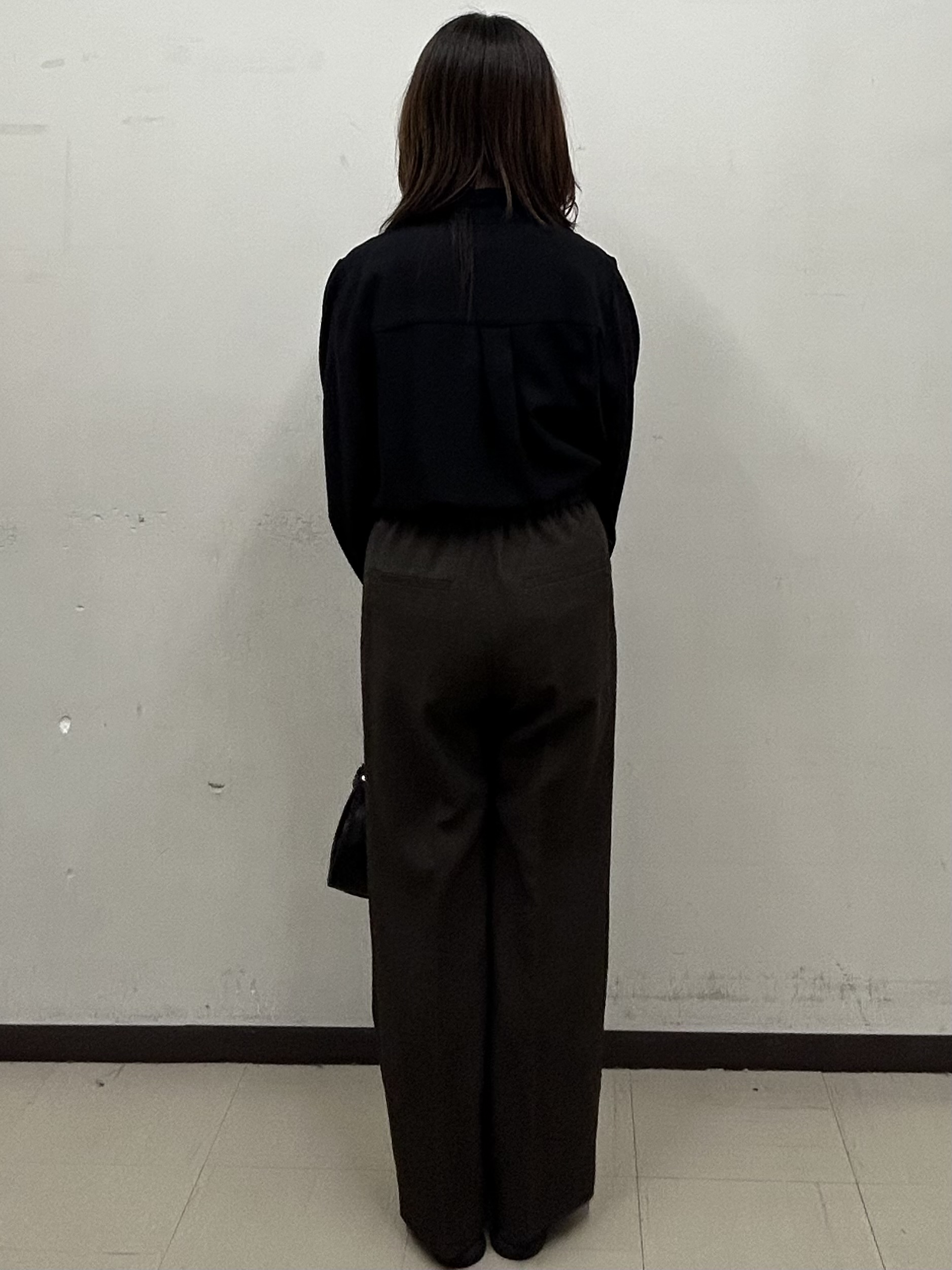 noeさんの「INDIVI｜【軽量／程よいシアー】ナロータイブラウス」を使ったコーディネート