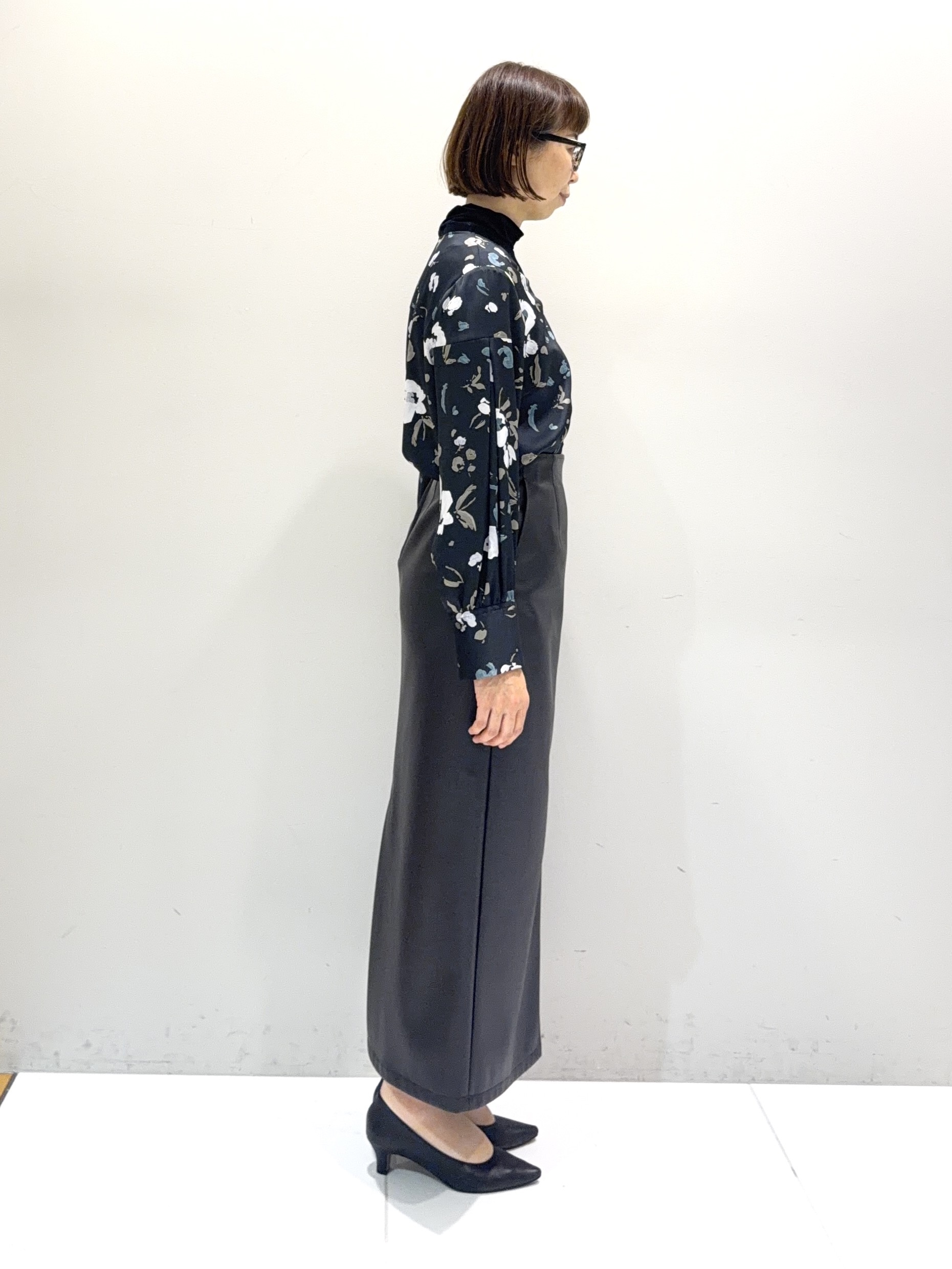 murayamaさんの「INDIVI｜【レイヤード／袖口シアー／日本製】ベロアジャージトップス」を使ったコーディネート