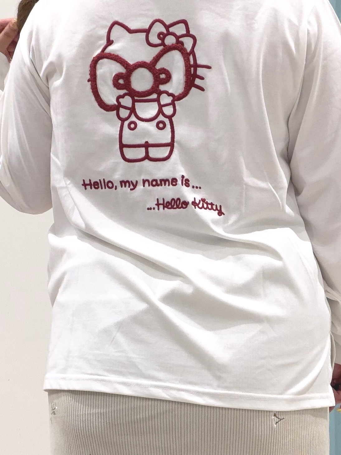 まちゃんなちゃんさんの「SHOO･LA･RUE｜【HELLO KITTYコラボ】刺繍ロンT」を使ったコーディネート