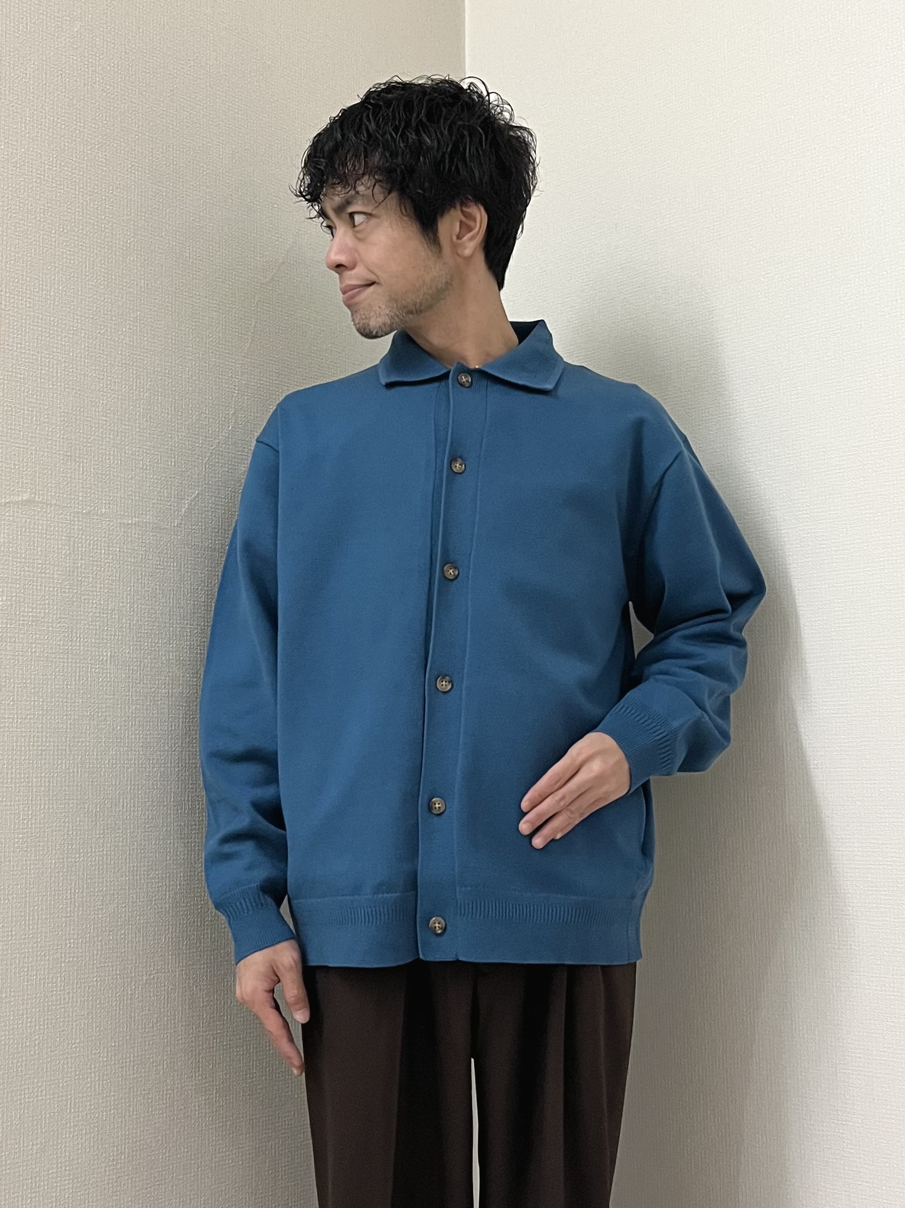 URAさんの「TAKEO KIKUCHI｜ニット シャツ カーディガン」を使ったコーディネート