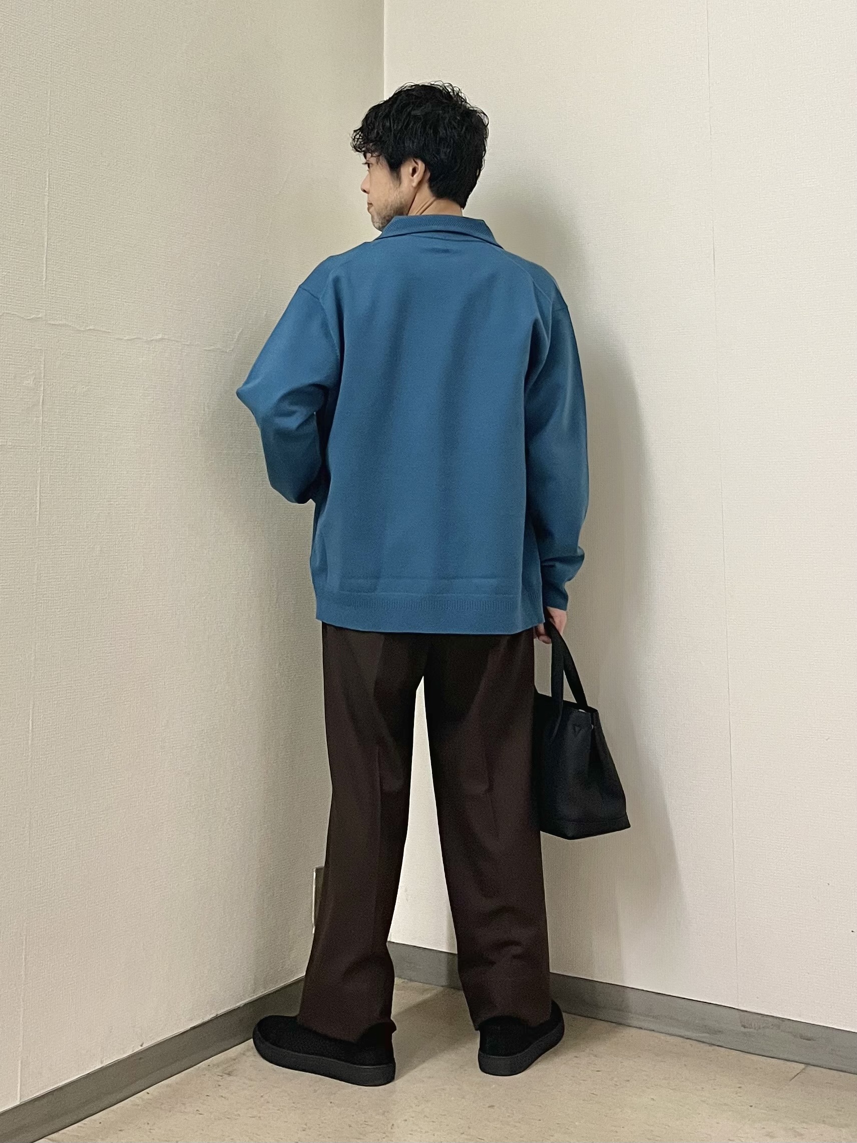 URAさんの「TAKEO KIKUCHI｜ニット シャツ カーディガン」を使ったコーディネート