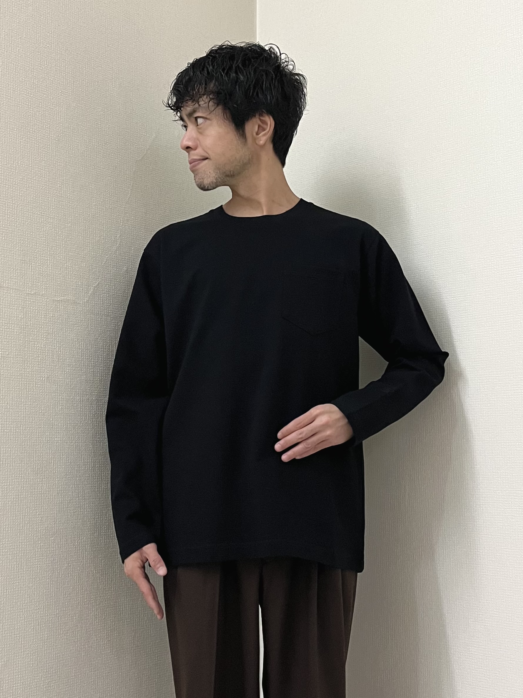 URAさんの「TAKEO KIKUCHI｜ニット シャツ カーディガン」を使ったコーディネート