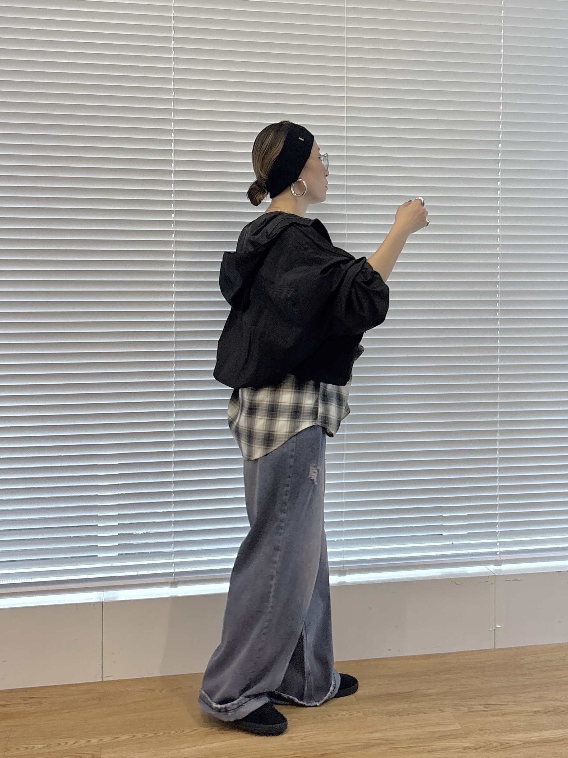 kotakiさんの「INDIVI｜ツイルフーディブルゾン」を使ったコーディネート